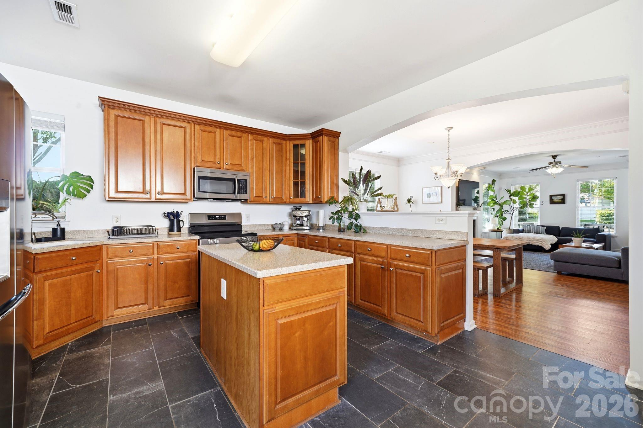 12115 Monteith Grove Drive — Huntersville