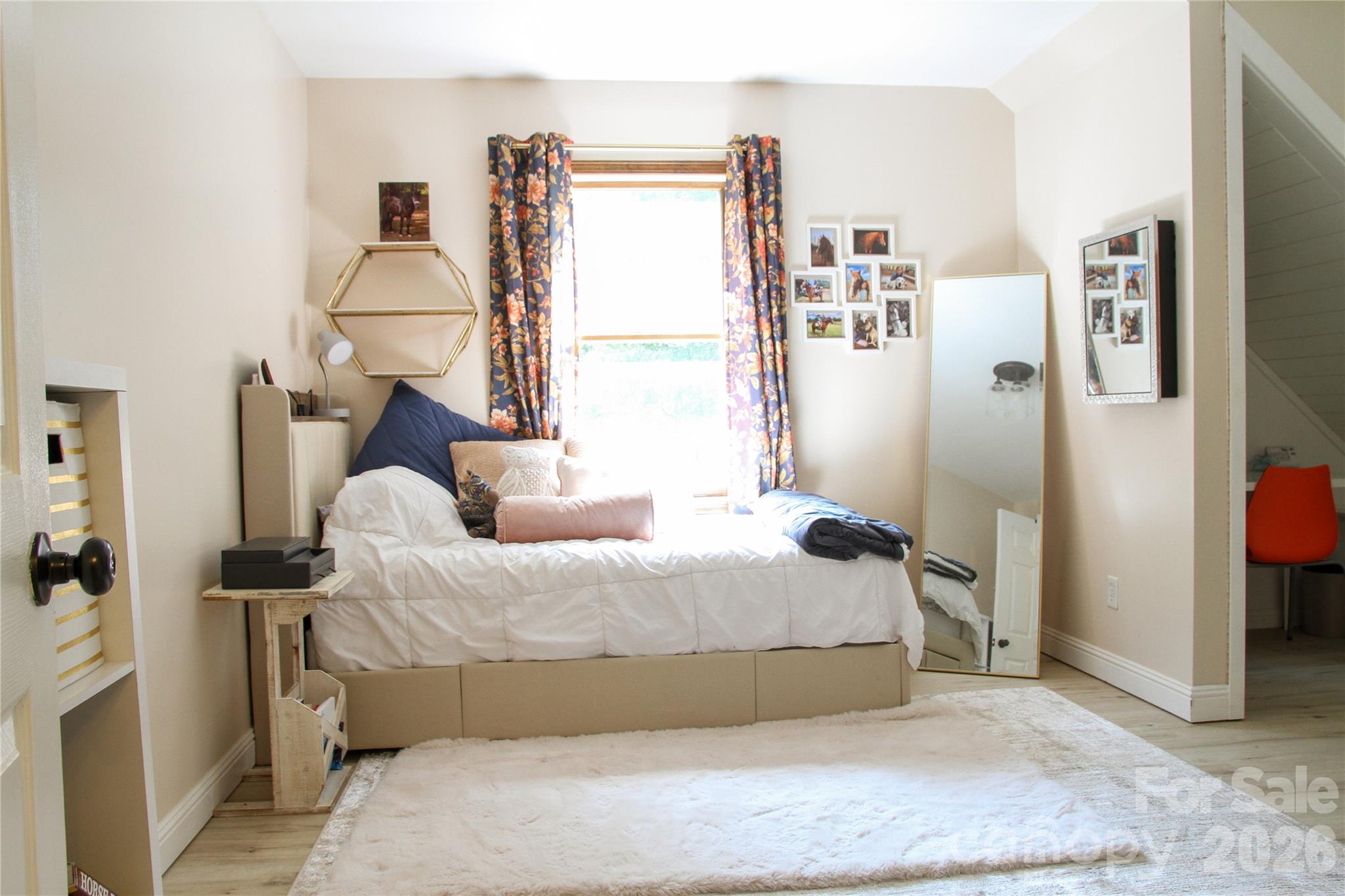 7947 Lakeview Drive — Denver