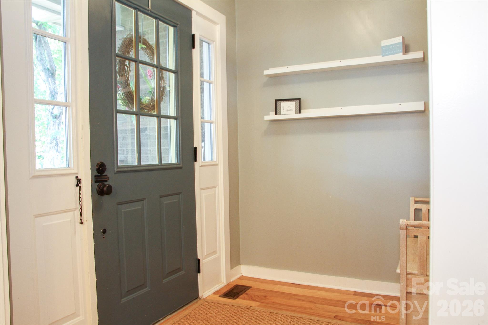 7947 Lakeview Drive — Denver