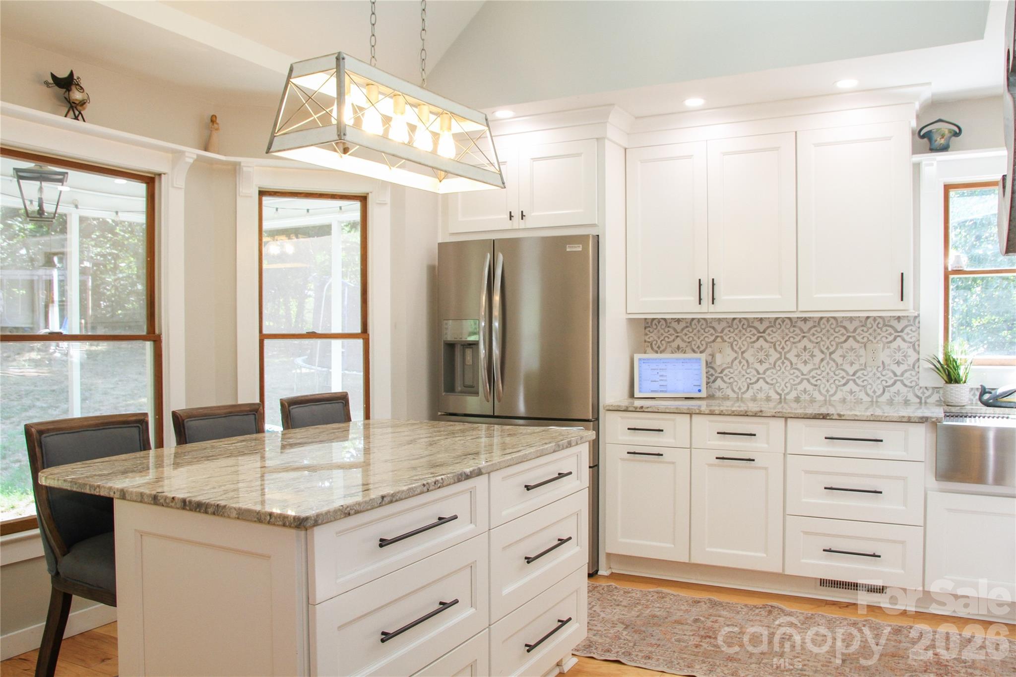 7947 Lakeview Drive — Denver