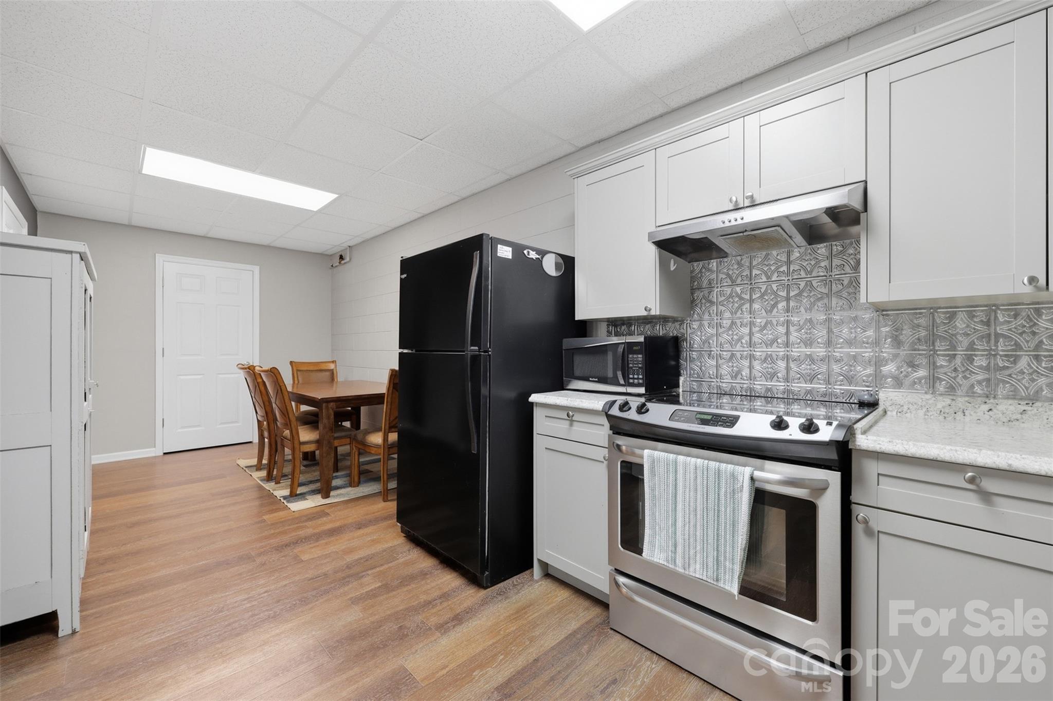 495 Windsor Drive — Taylorsville