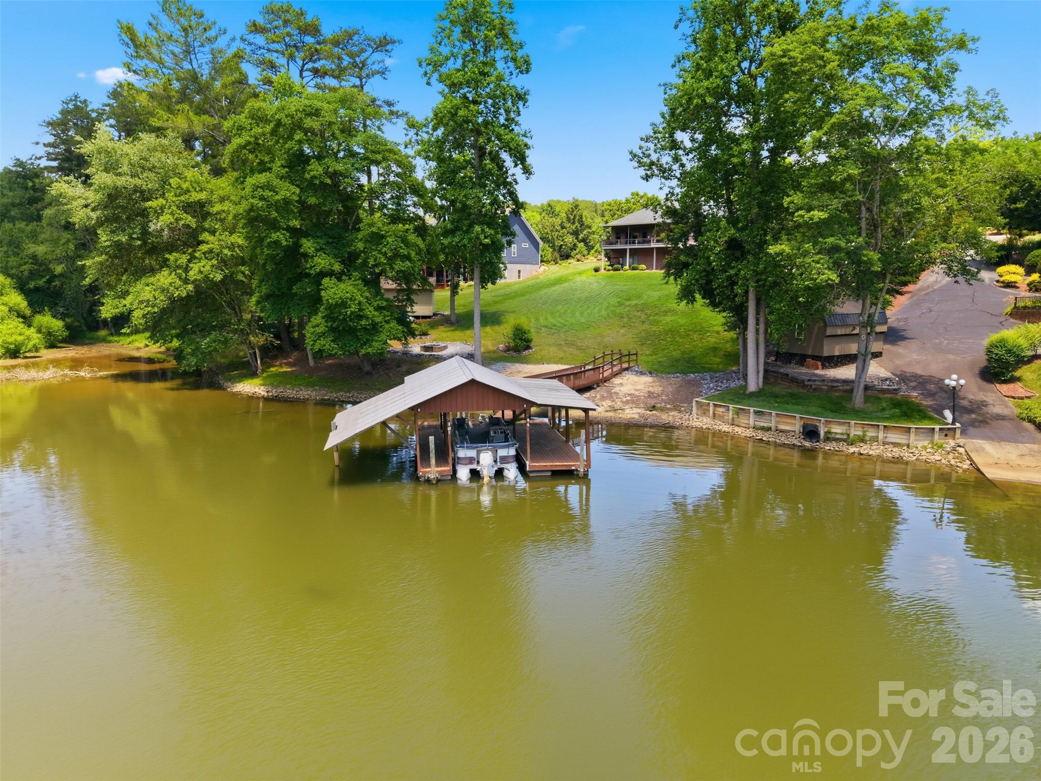 495 Windsor Drive — Taylorsville
