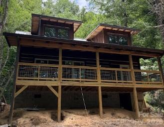 5 Marion Drive — Maggie Valley