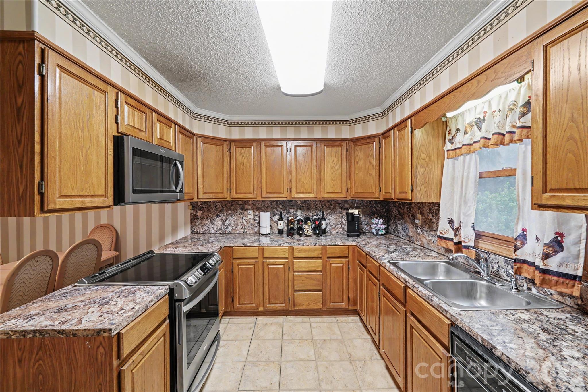 1271 India Hook Road — Rock Hill