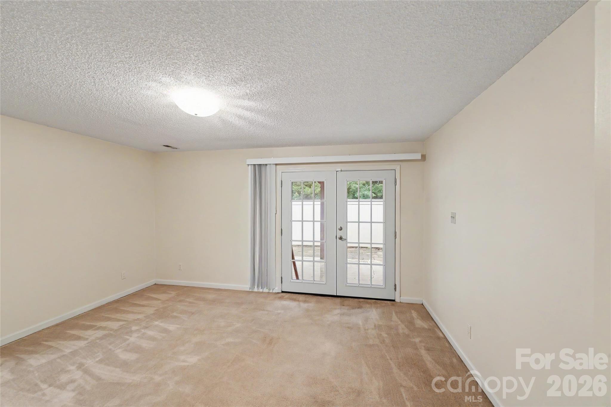 1271 India Hook Road — Rock Hill