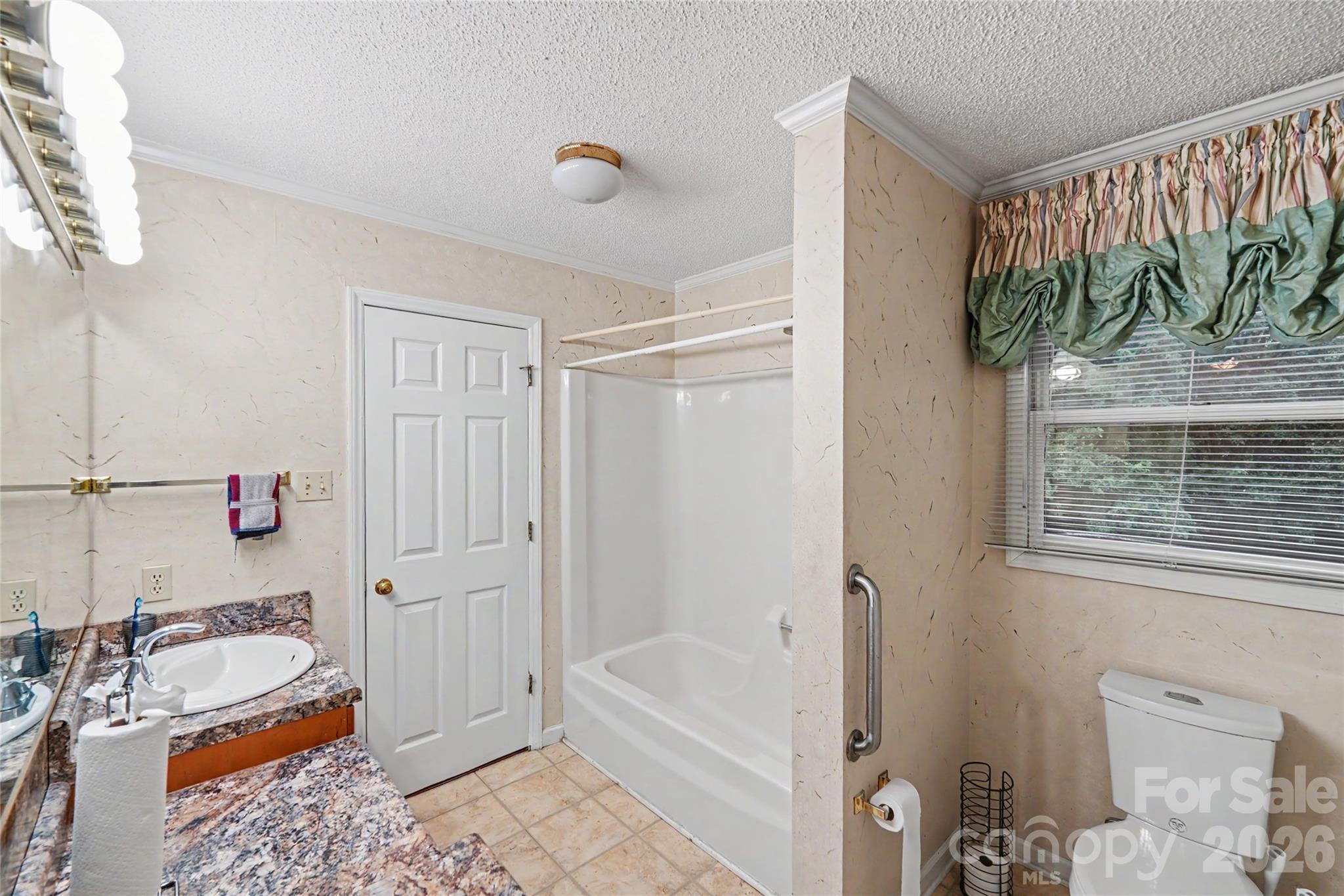 1271 India Hook Road — Rock Hill