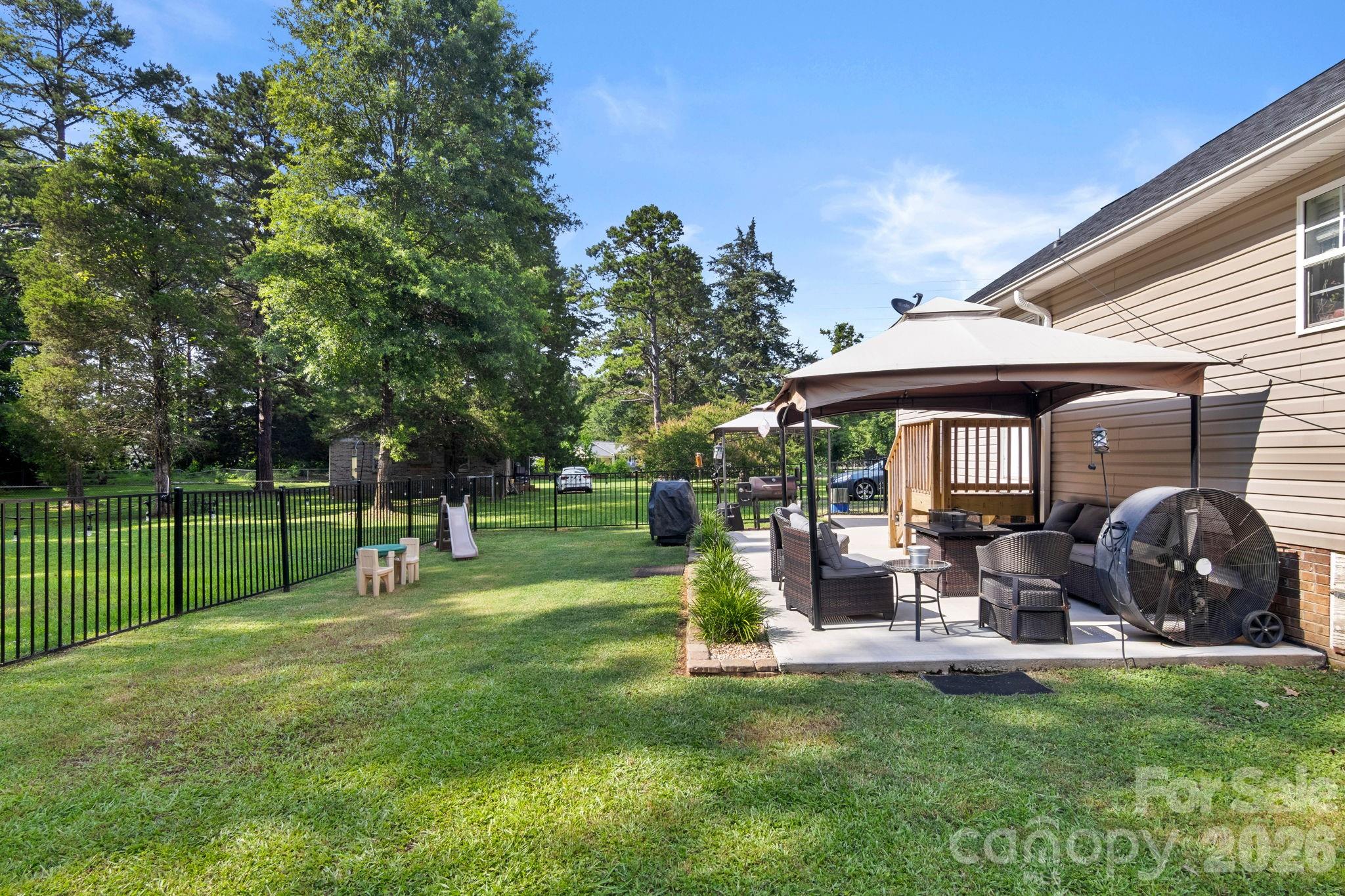510 Roberts Avenue — York