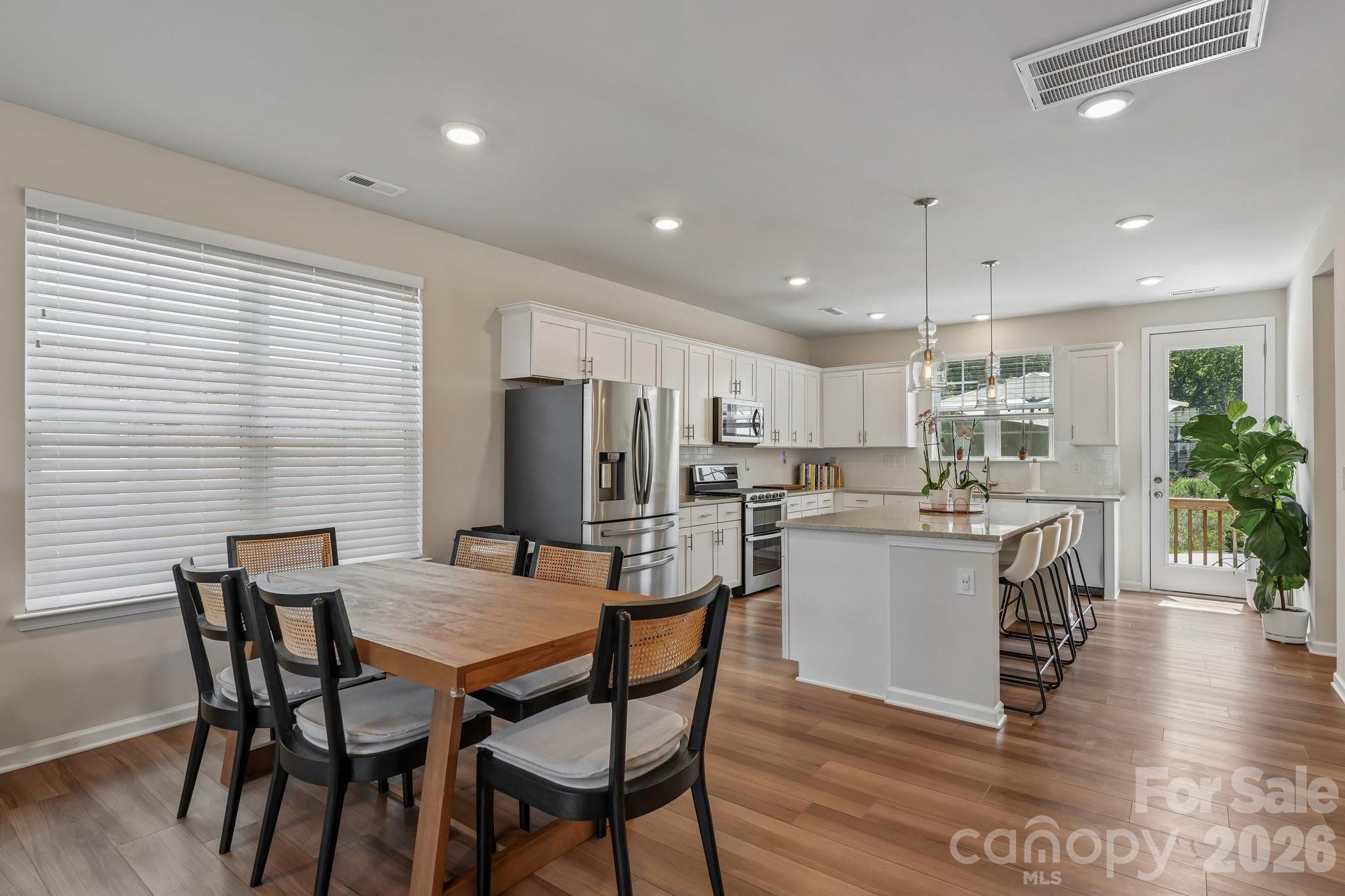 10122 Hemingway Place — Charlotte