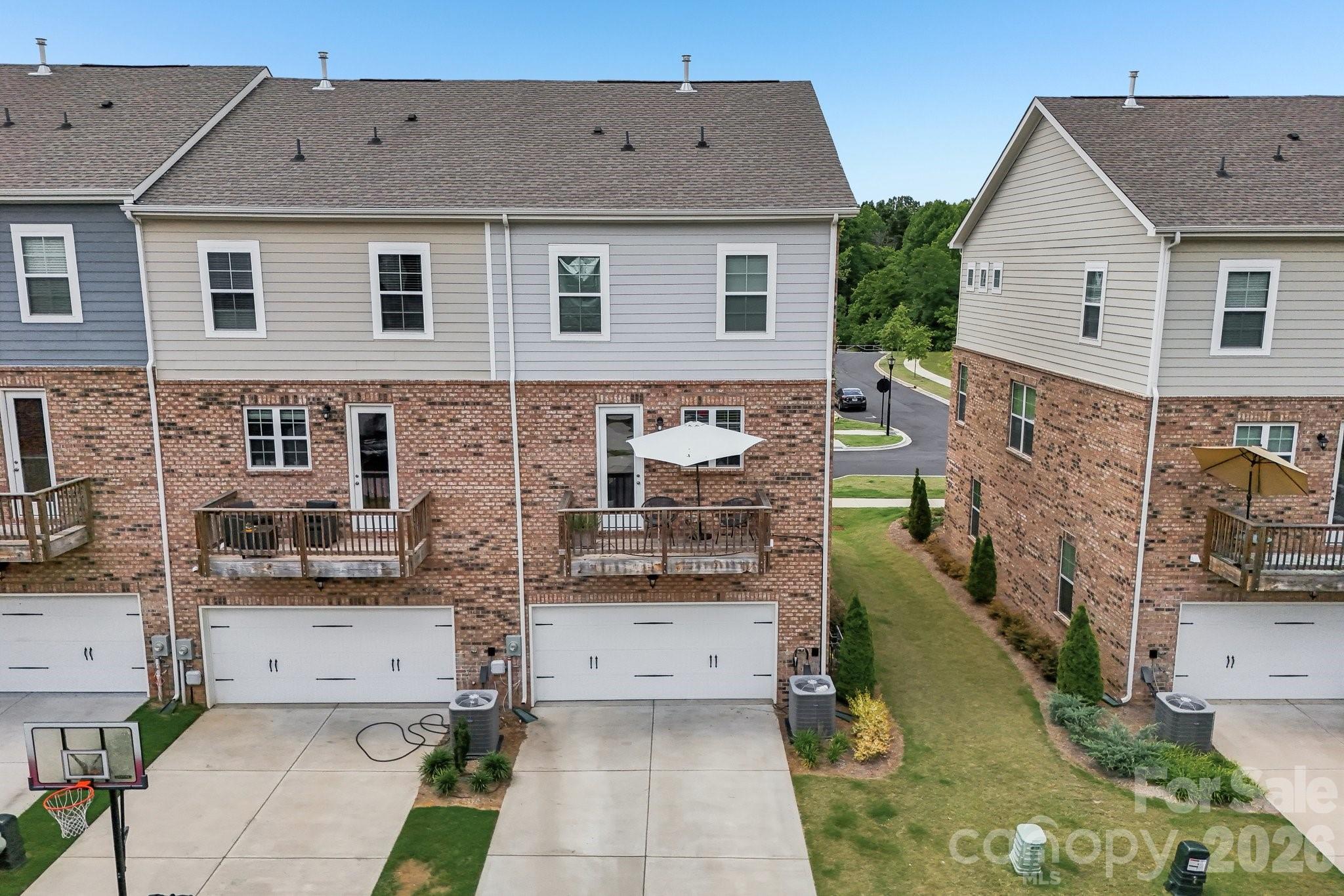 10122 Hemingway Place — Charlotte