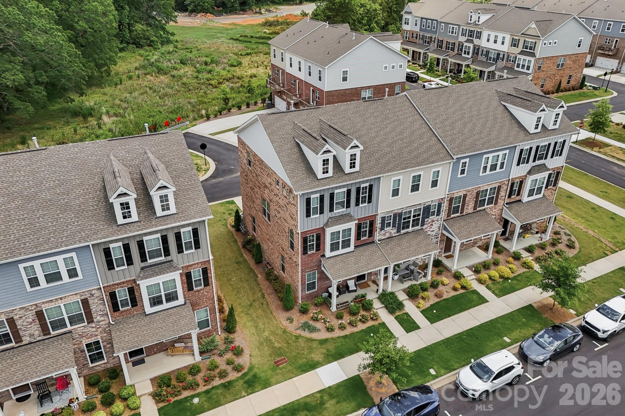 10122 Hemingway Place — Charlotte