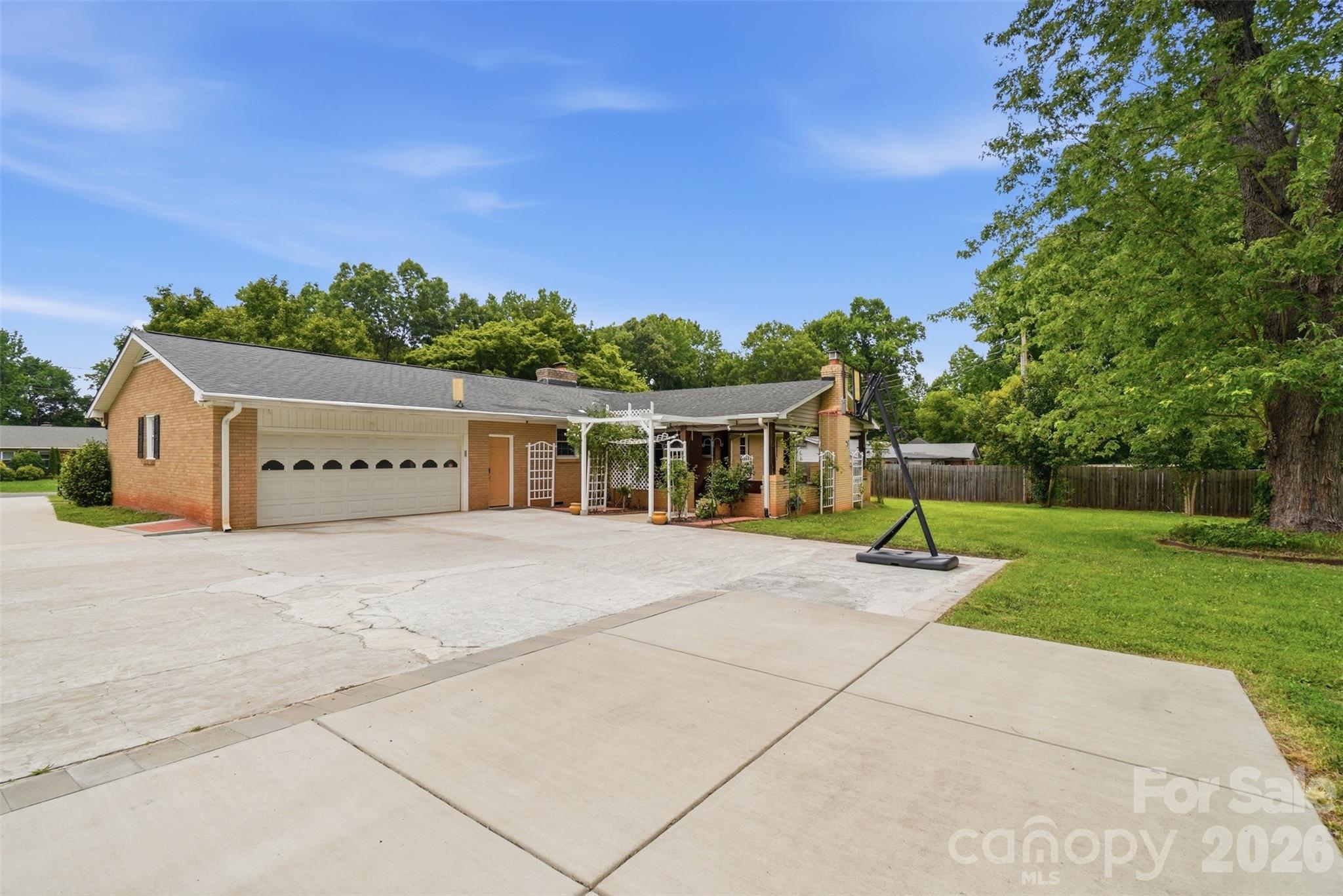 6108 Mallard Drive — Charlotte