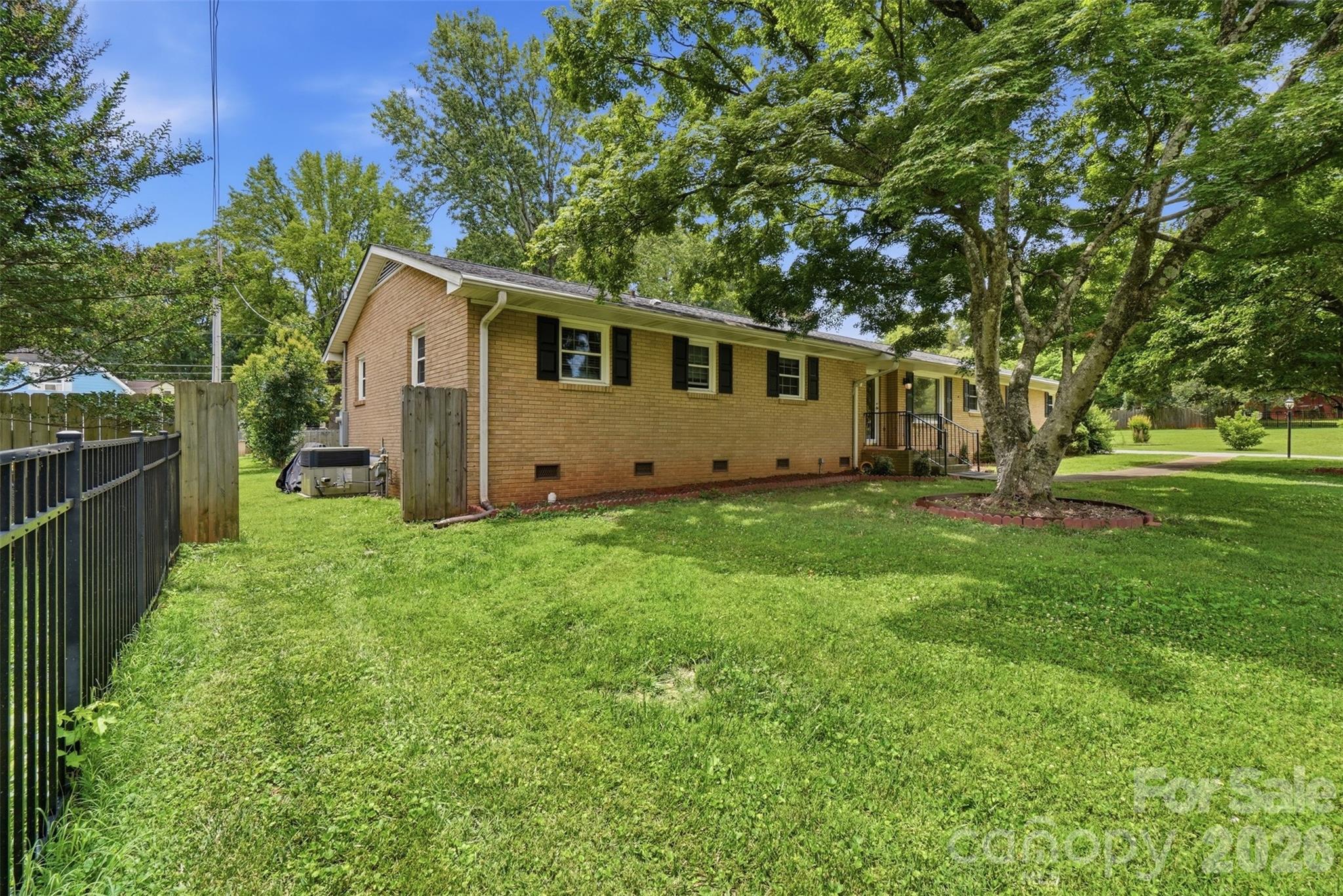 6108 Mallard Drive — Charlotte