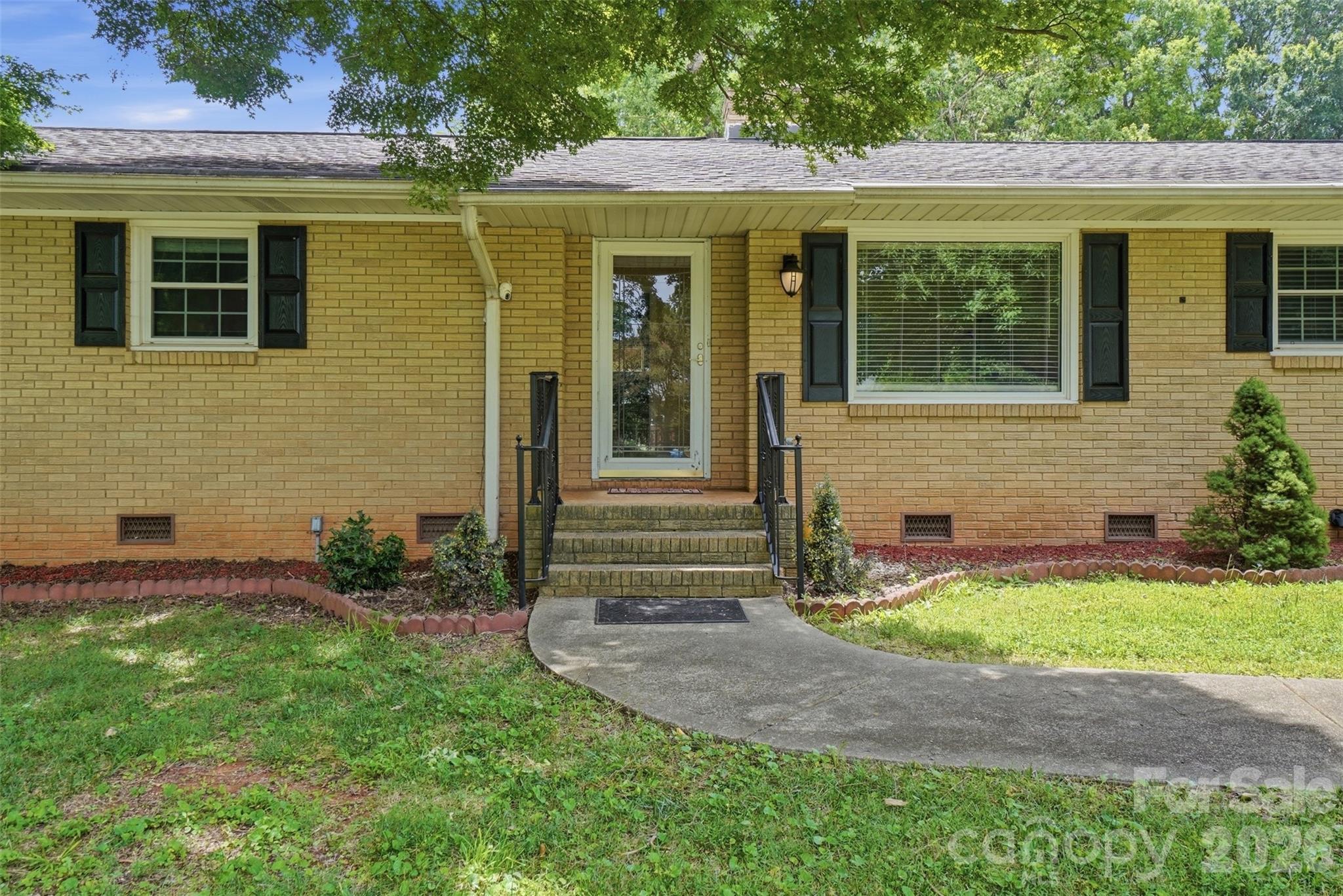 6108 Mallard Drive — Charlotte