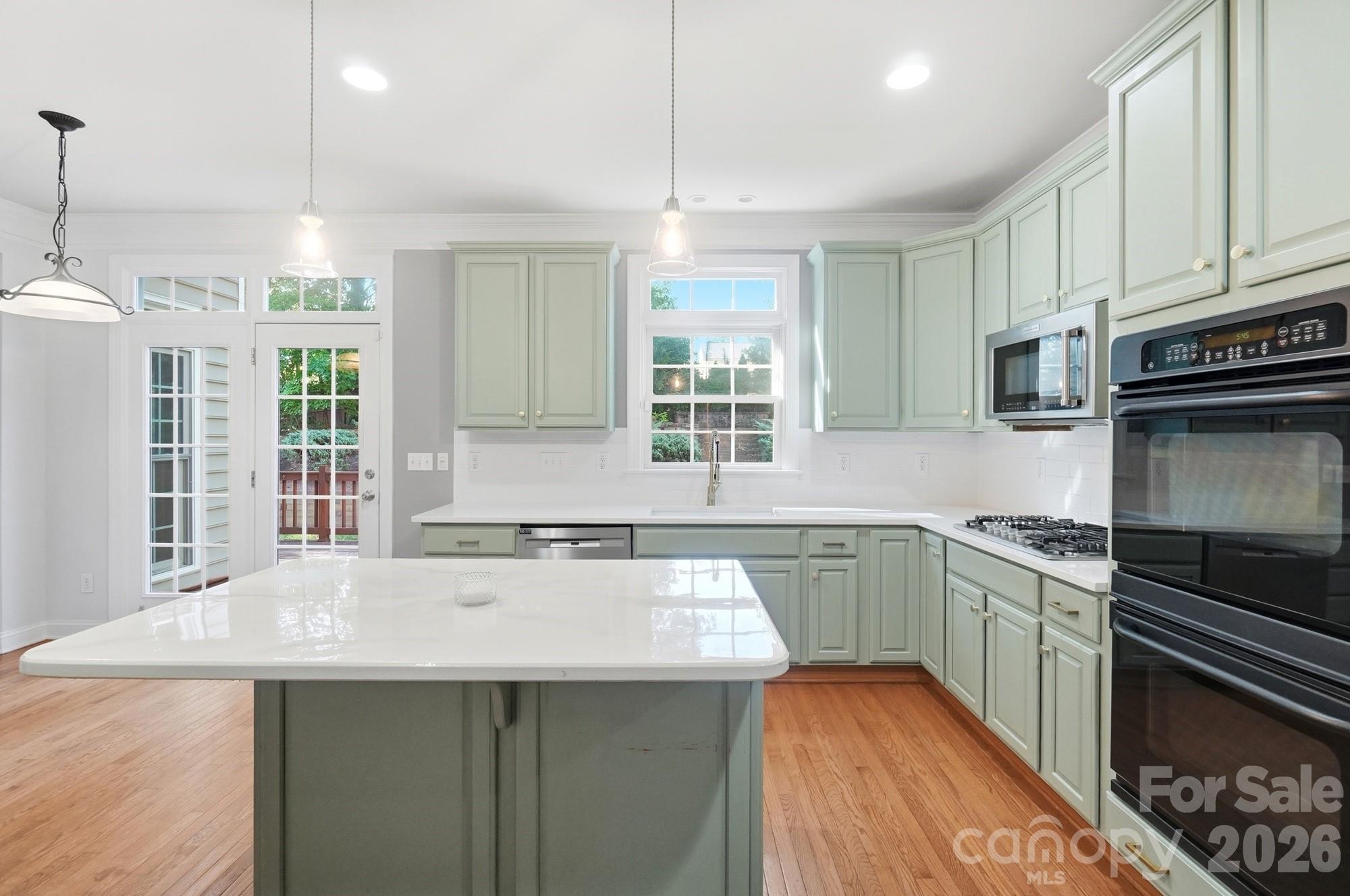 9915 Nicole Lane — Charlotte