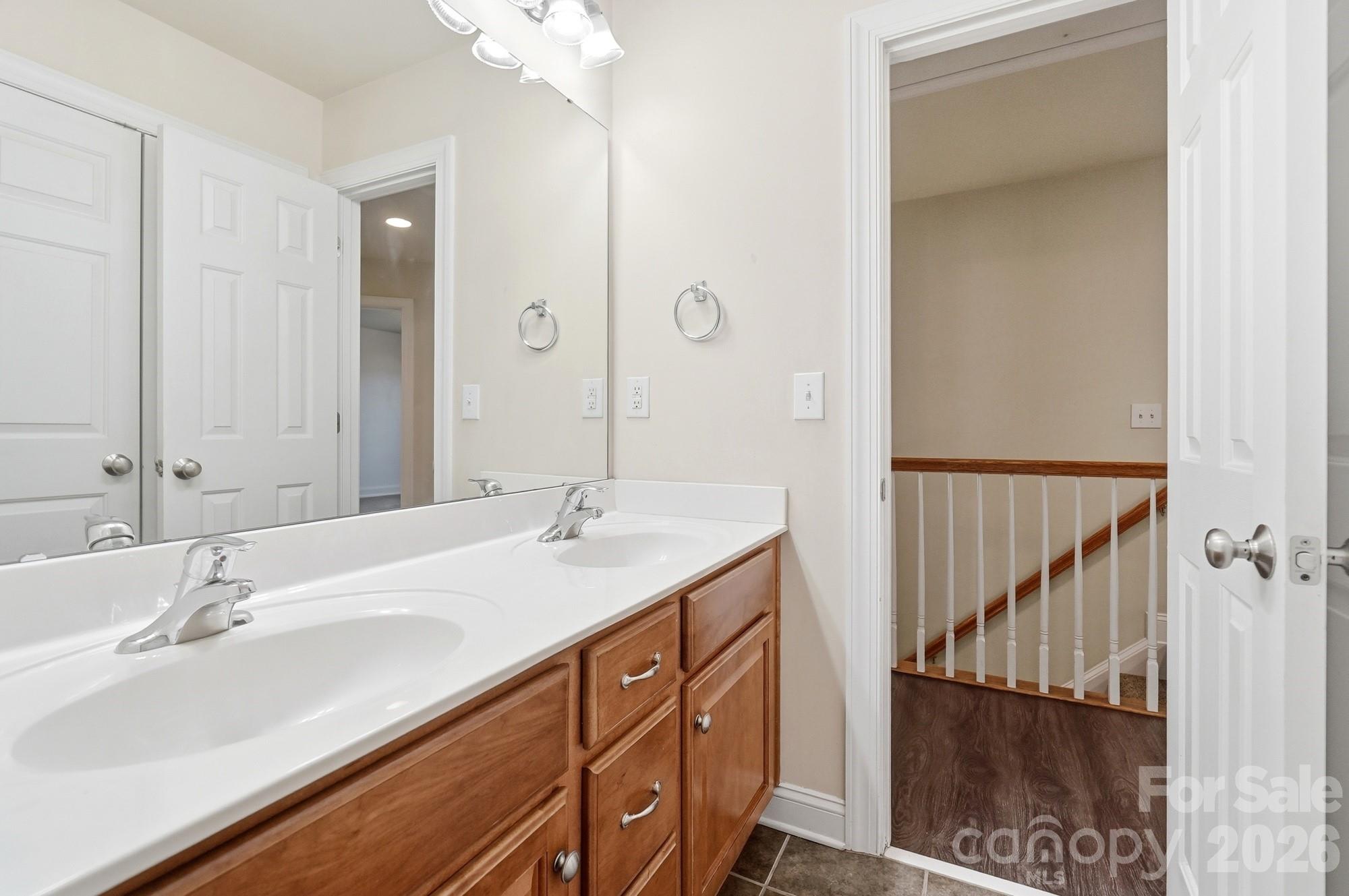 9915 Nicole Lane — Charlotte