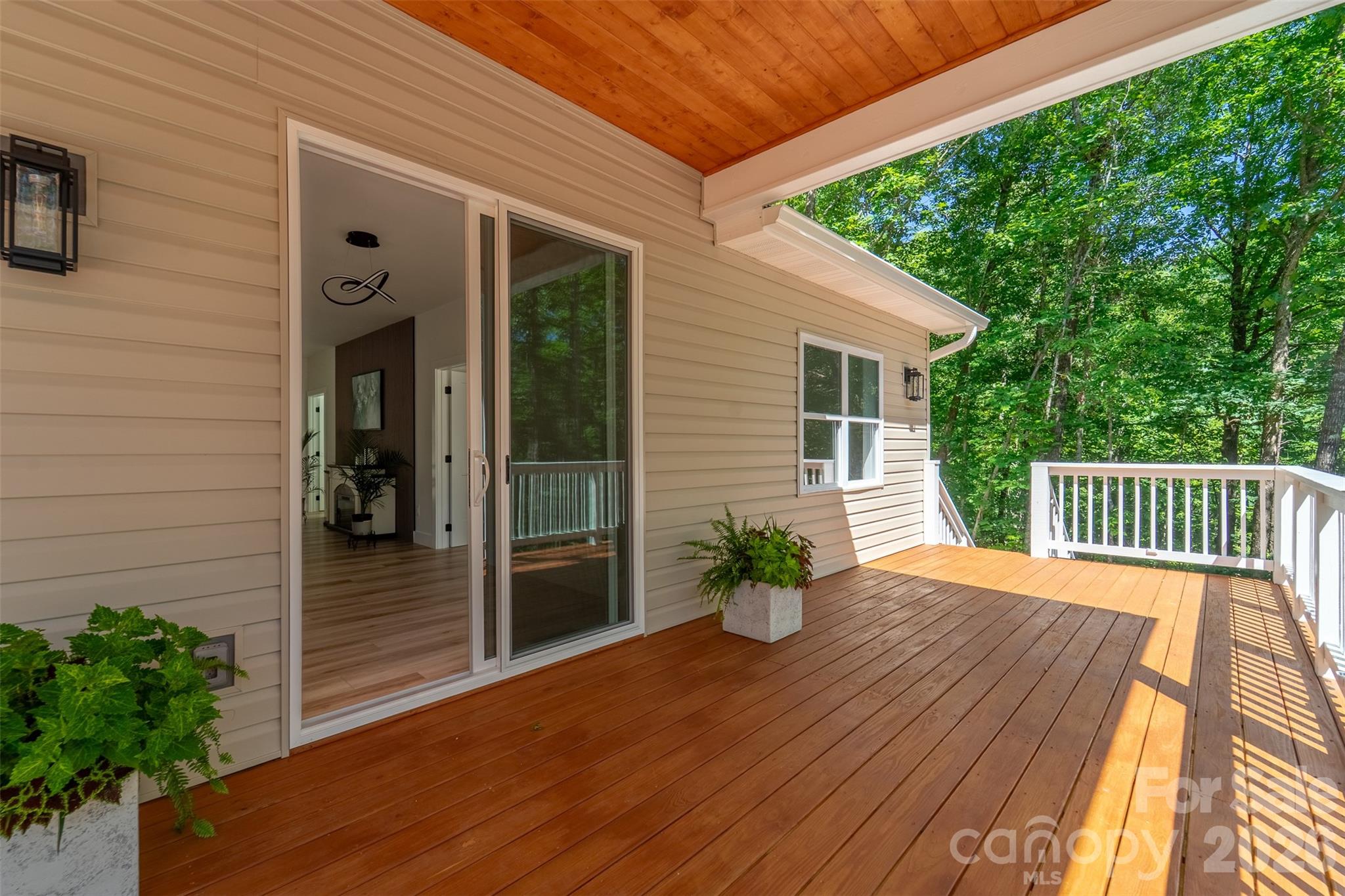 88 Foxwood Drive — Franklin