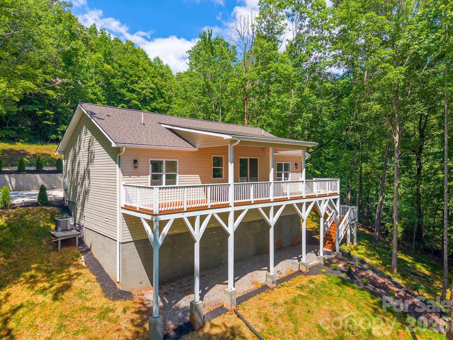 88 Foxwood Drive — Franklin
