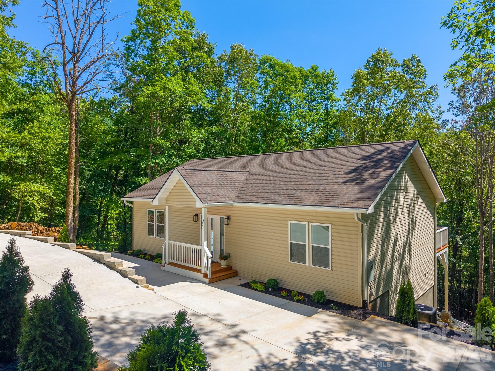 88 Foxwood Drive — Franklin