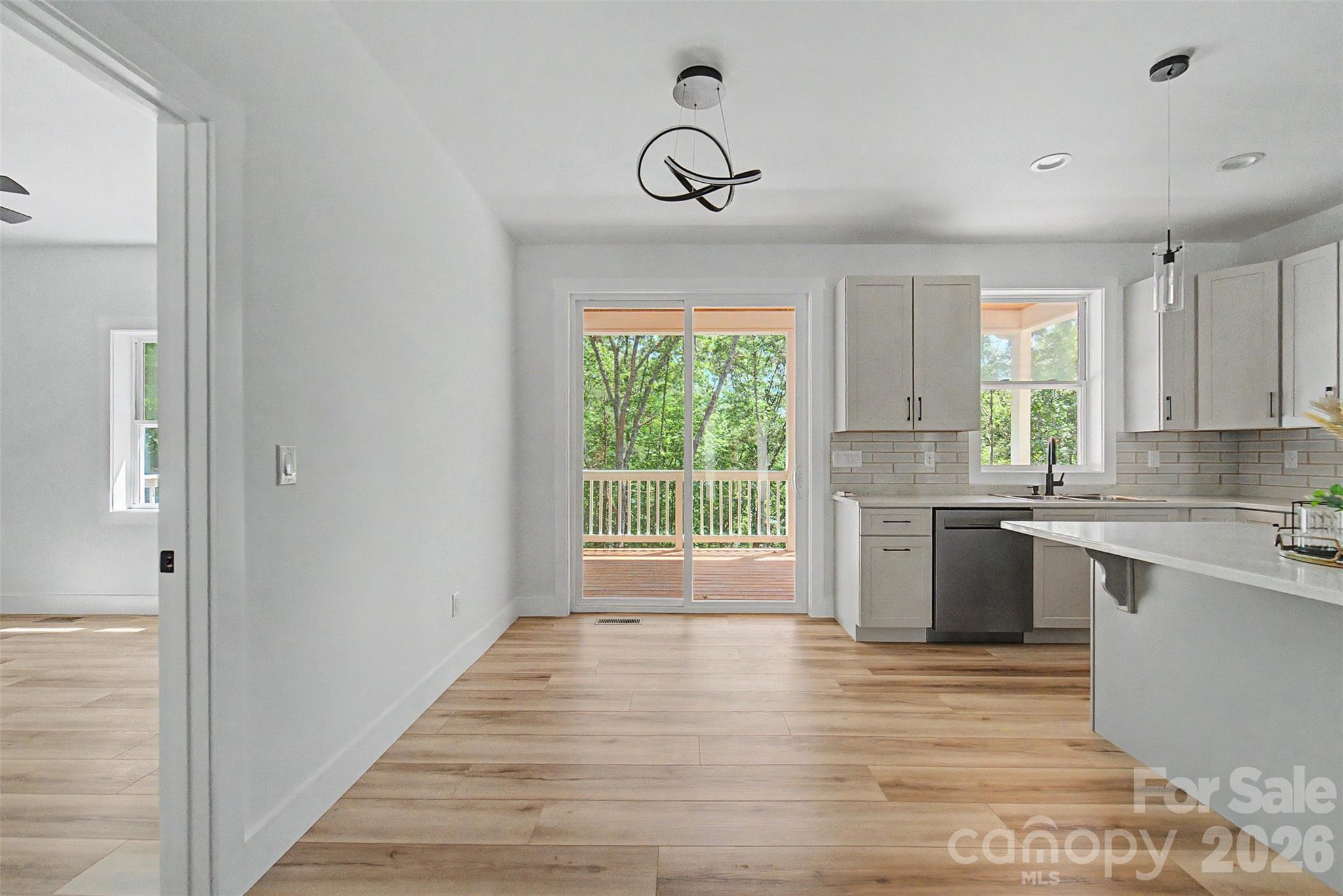 88 Foxwood Drive — Franklin