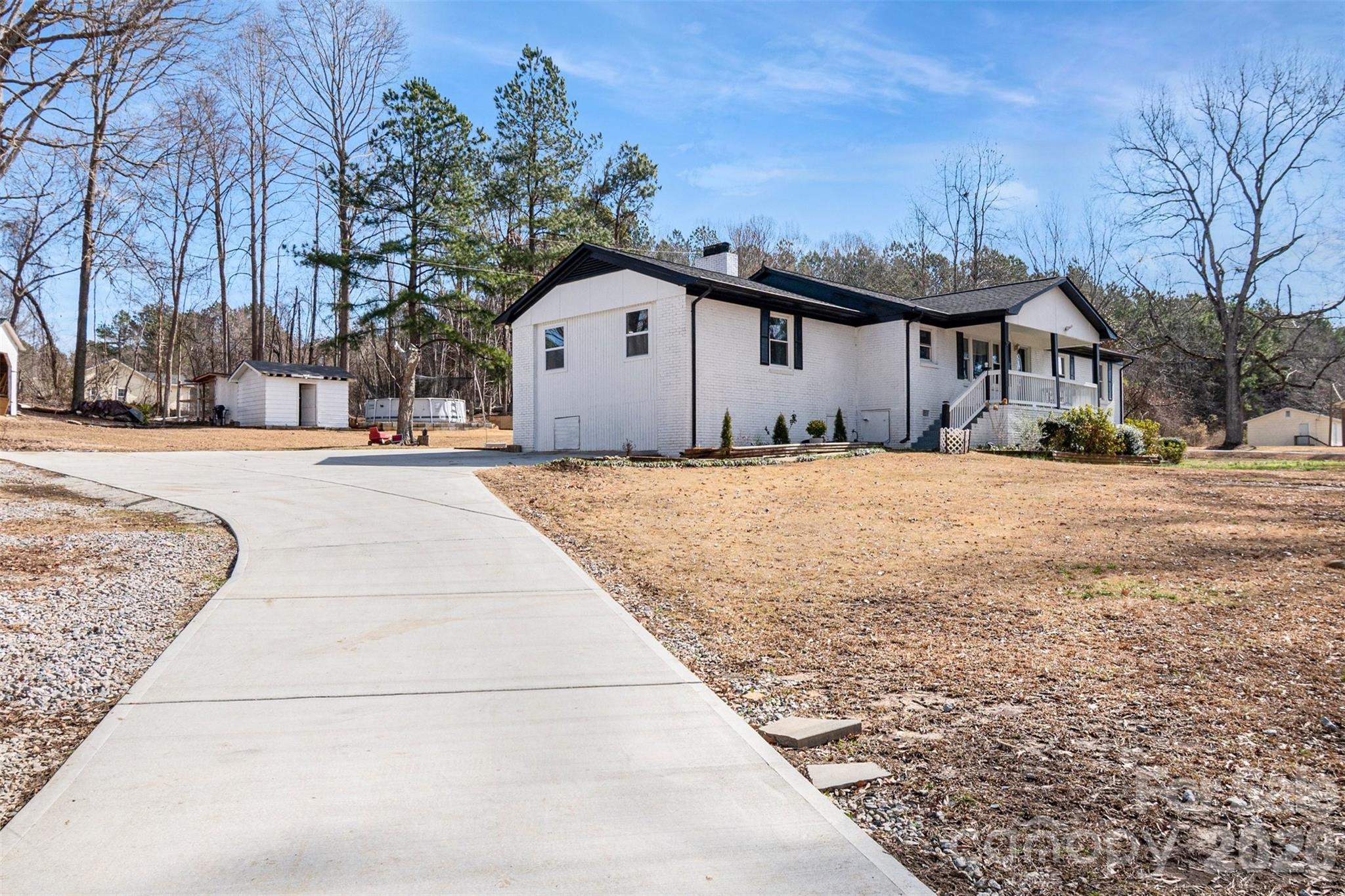 135 Old Gregory Lane — Lancaster