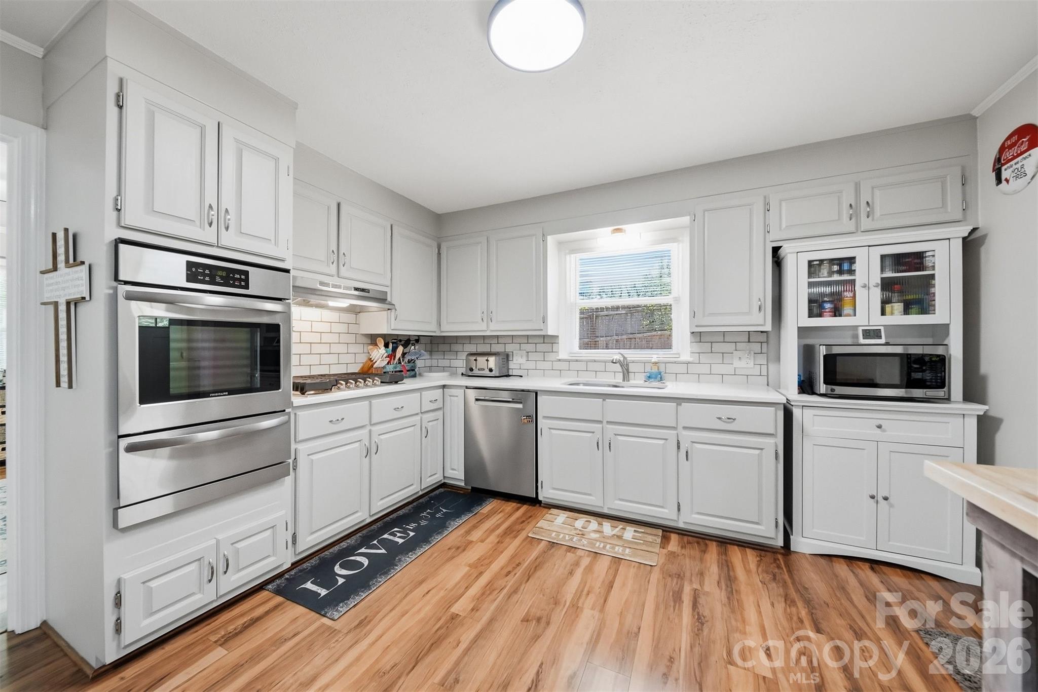 115 WEDGEWOOD Drive — Morganton