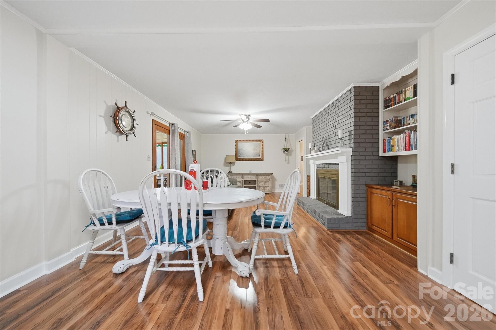 115 WEDGEWOOD Drive — Morganton