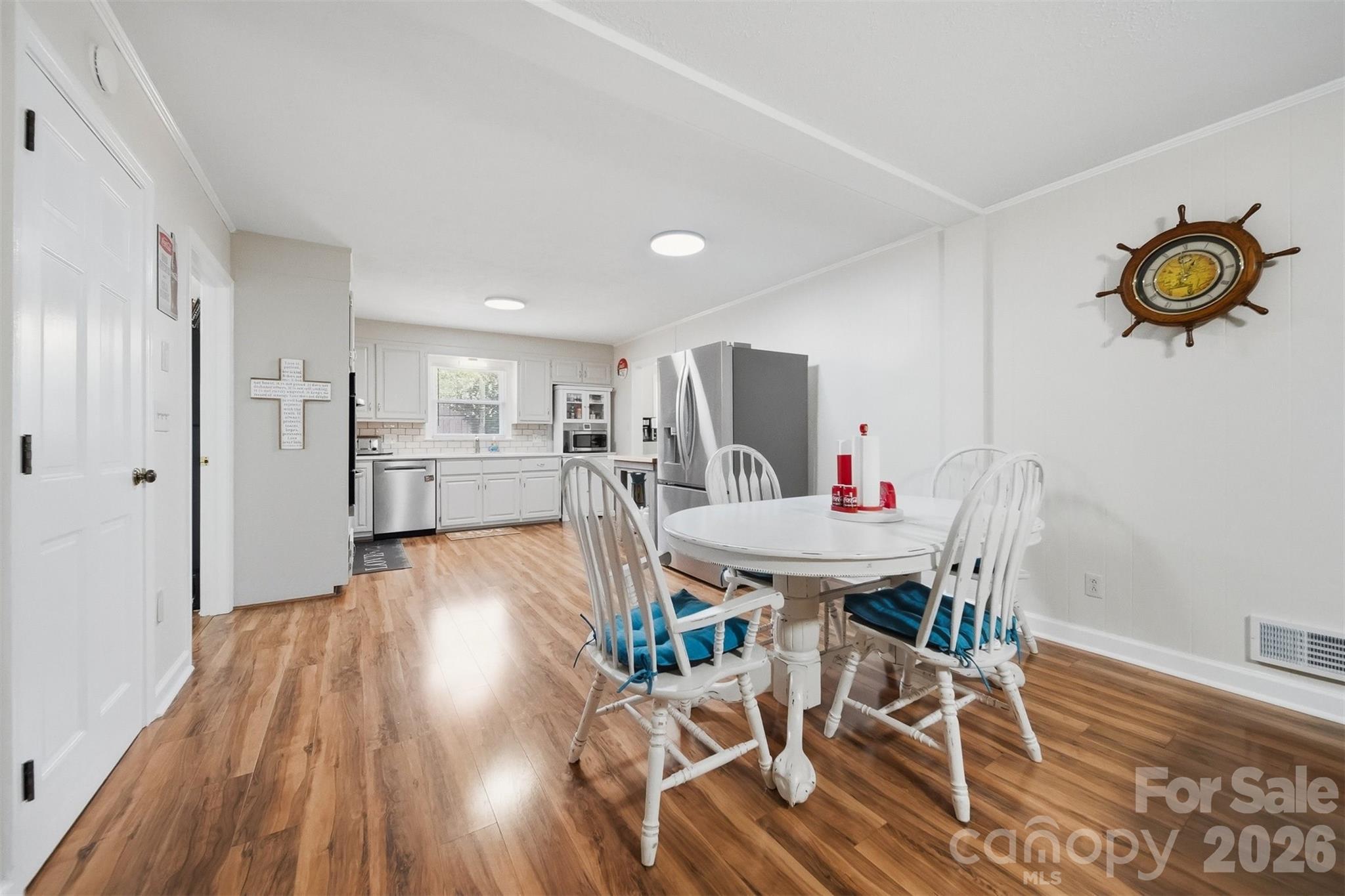 115 WEDGEWOOD Drive — Morganton