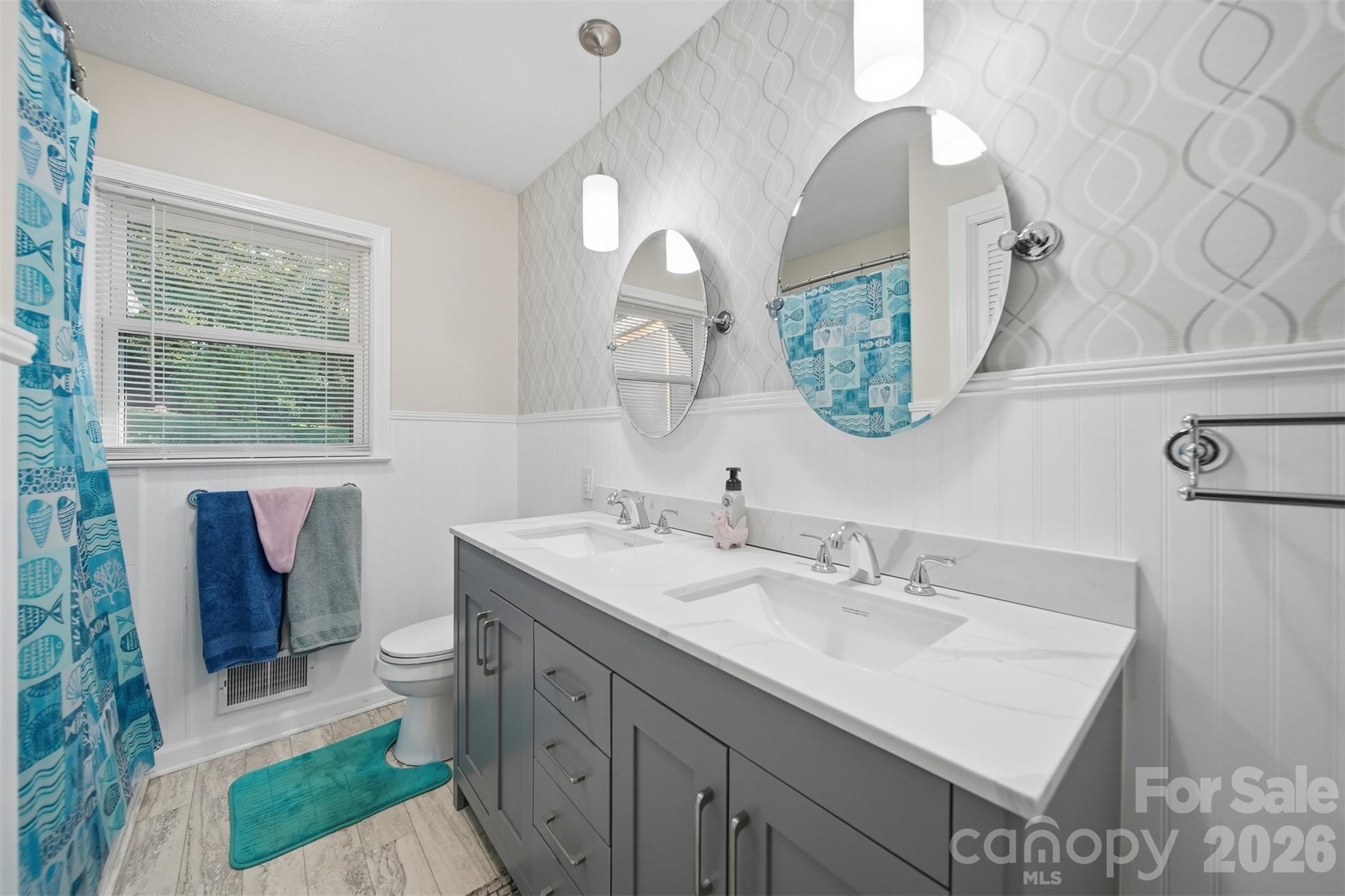 115 WEDGEWOOD Drive — Morganton