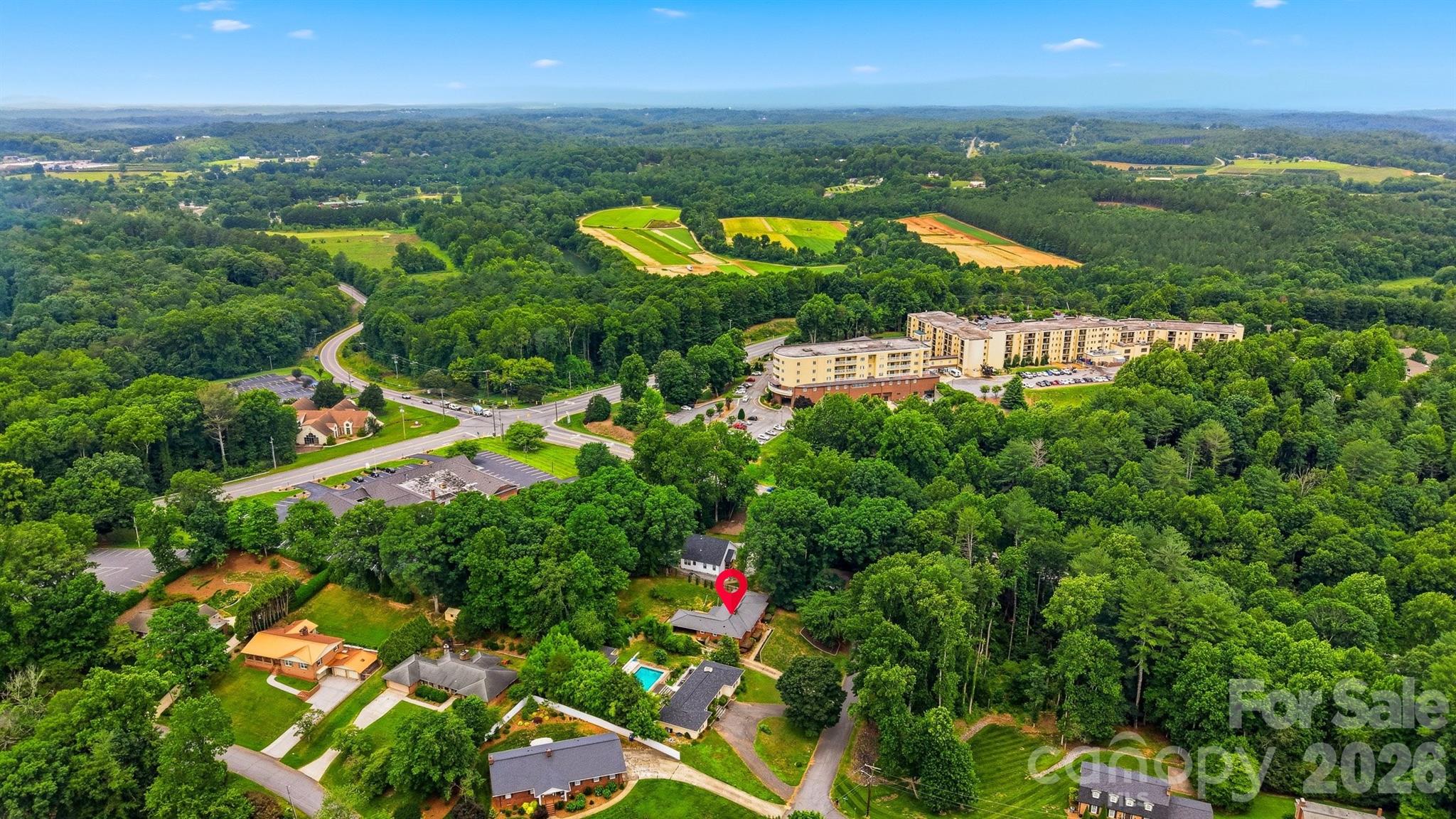 115 WEDGEWOOD Drive — Morganton