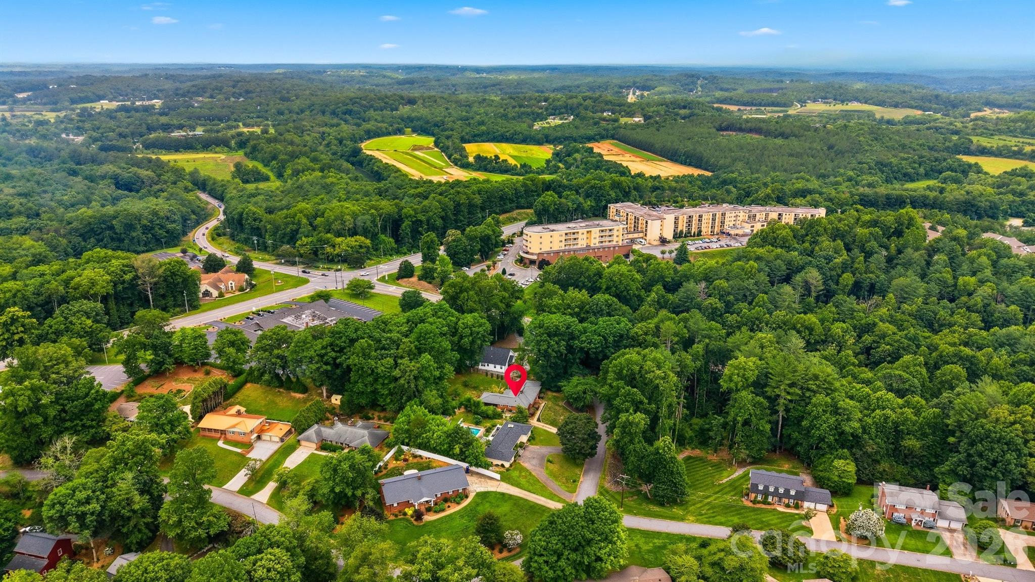 115 WEDGEWOOD Drive — Morganton