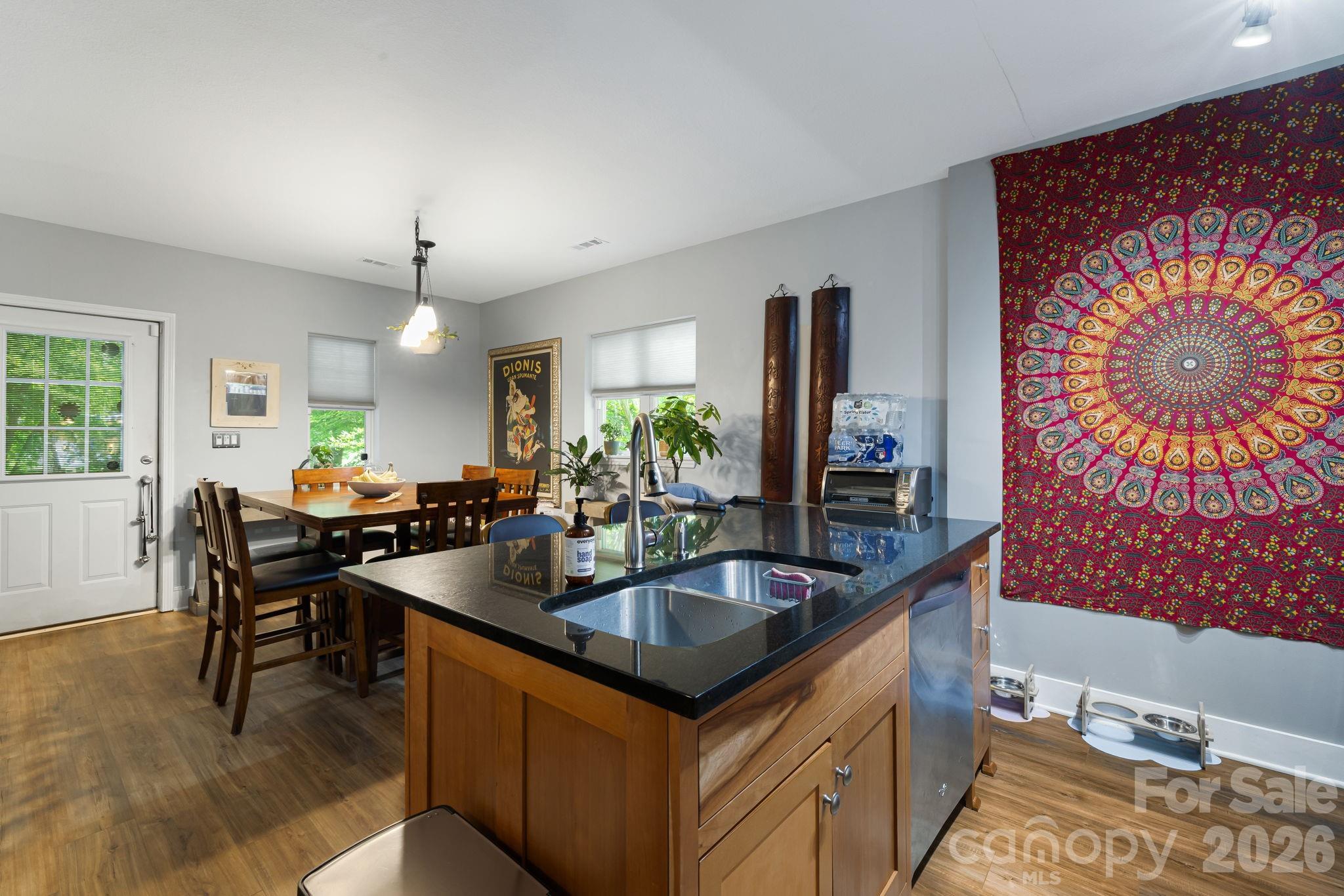 72 Owens Bell Lane — Asheville