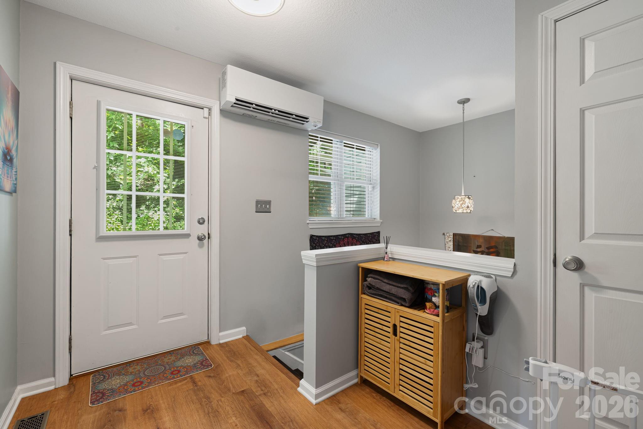 72 Owens Bell Lane — Asheville