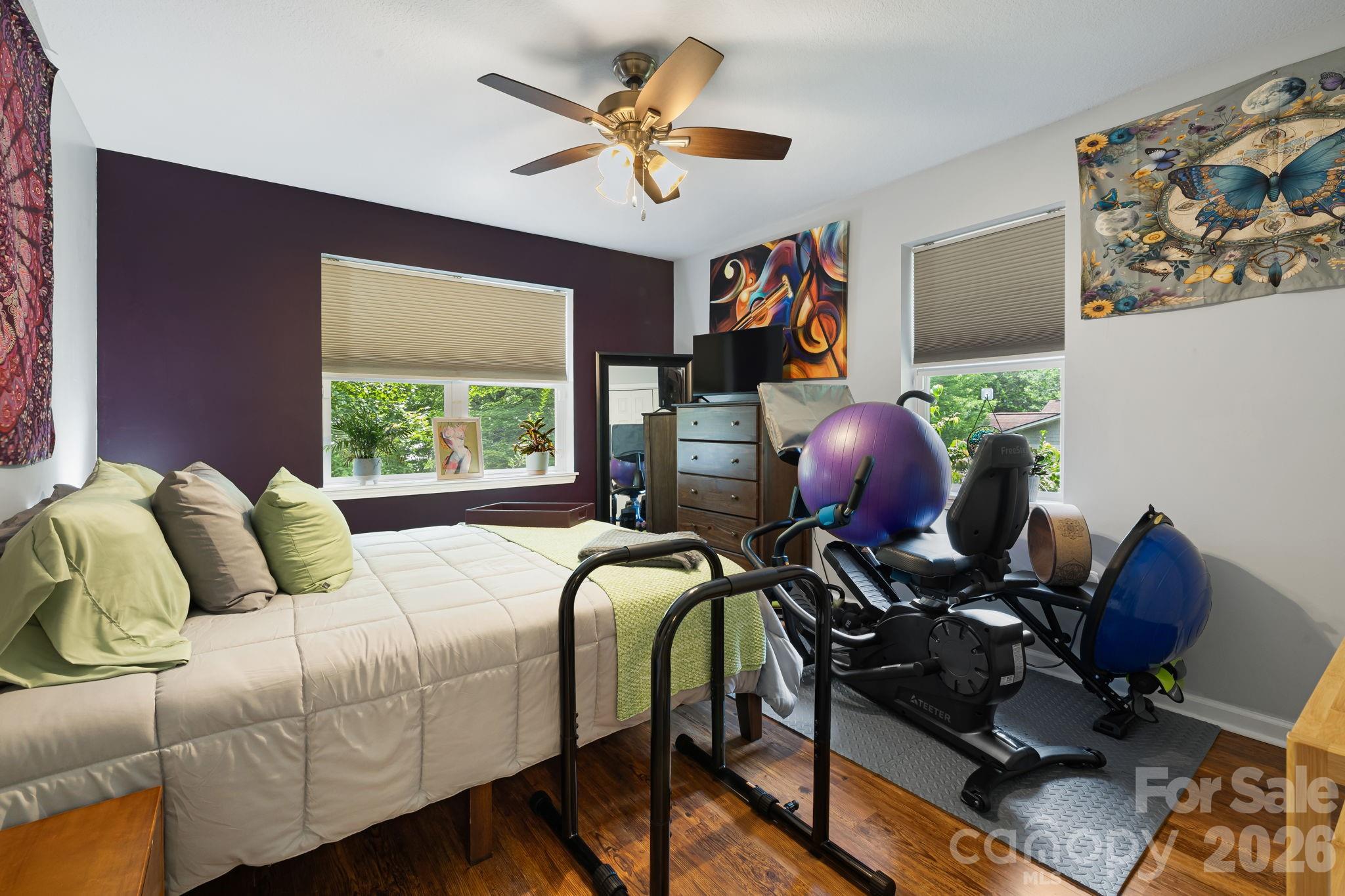 72 Owens Bell Lane — Asheville