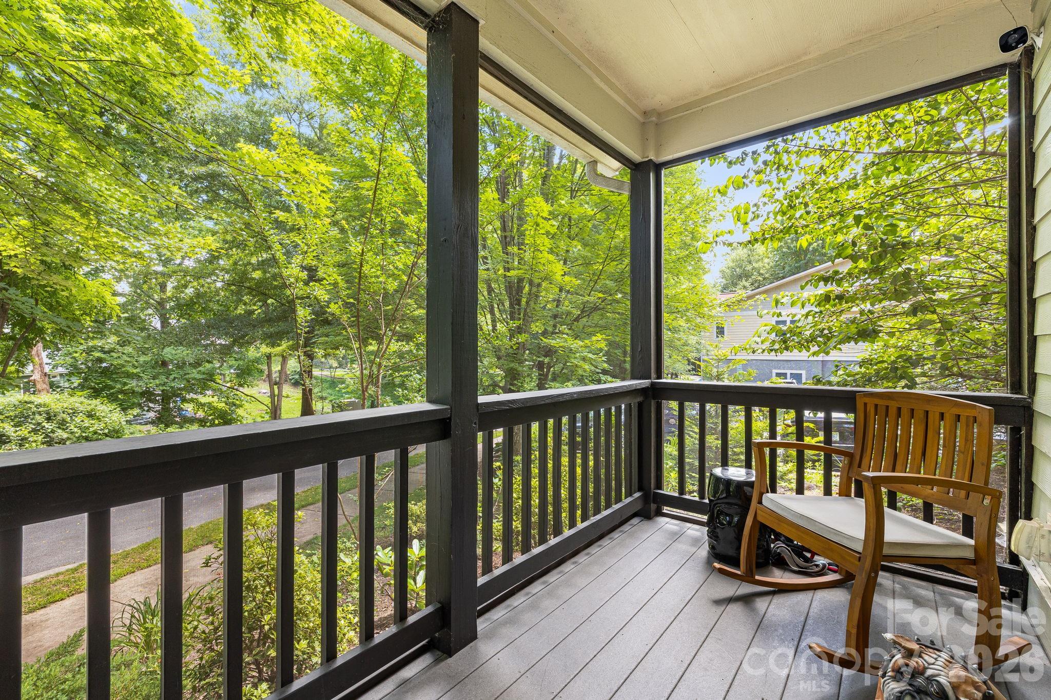 72 Owens Bell Lane — Asheville