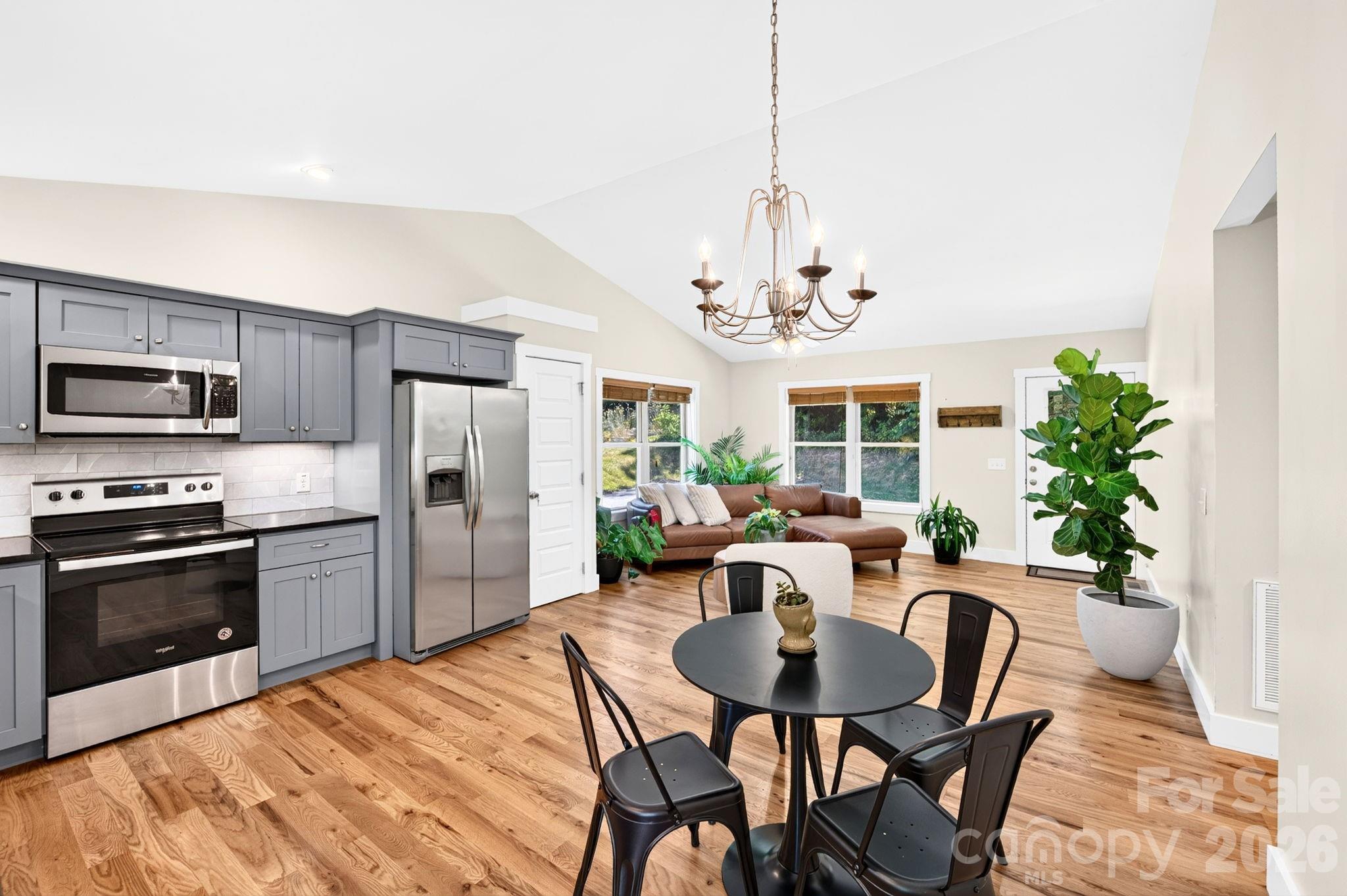 2546 Old Clyde Road — Clyde