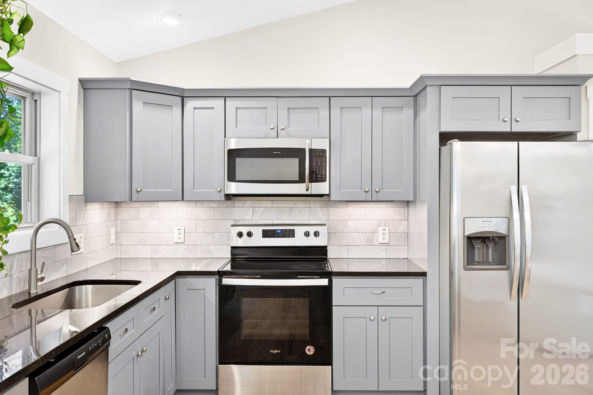2546 Old Clyde Road — Clyde