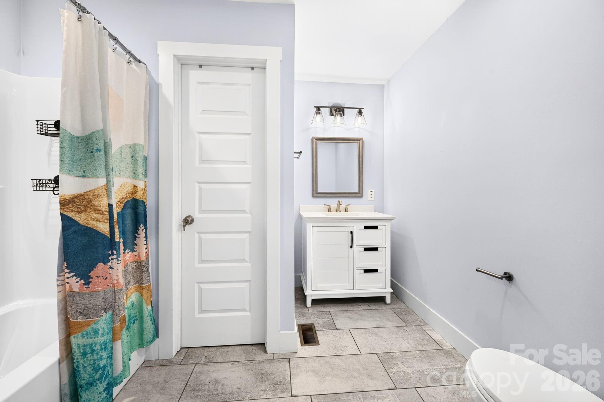 2546 Old Clyde Road — Clyde