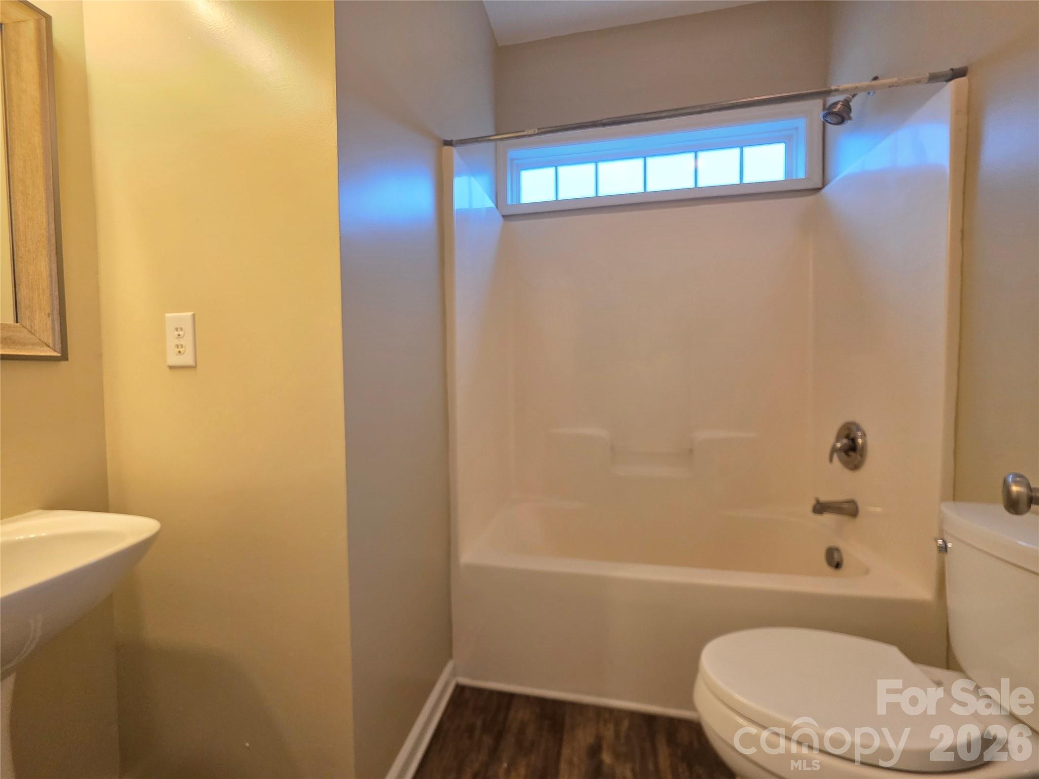 5908 Bonnybridge Court — Charlotte