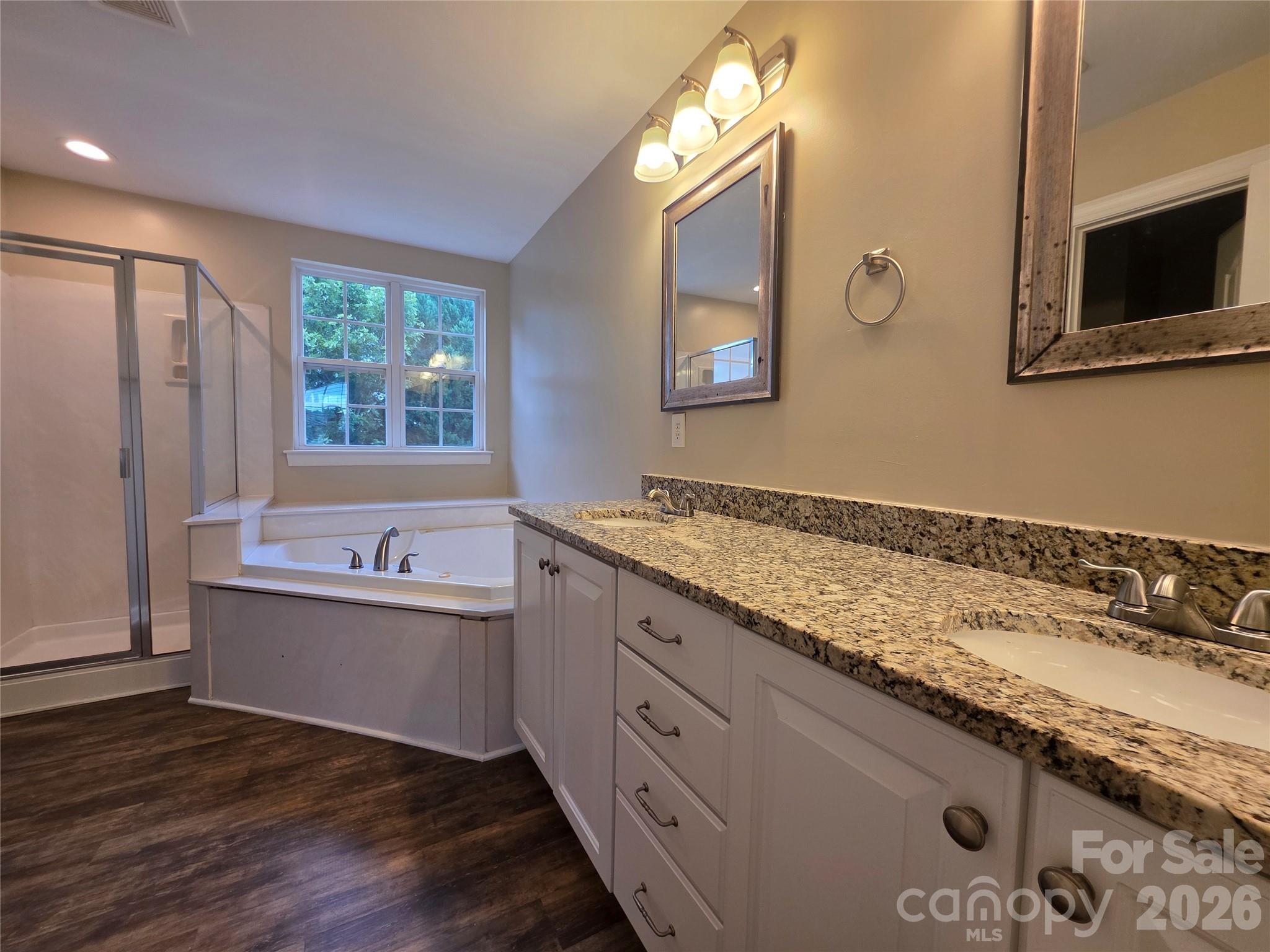 5908 Bonnybridge Court — Charlotte
