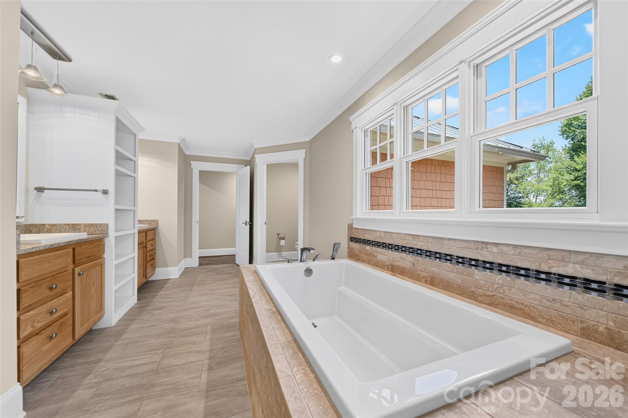 166 Balmoral Drive — Mooresville