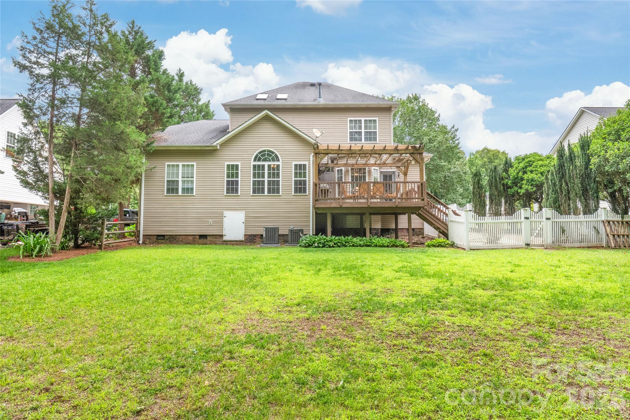 11786 Crossroads Place — Concord