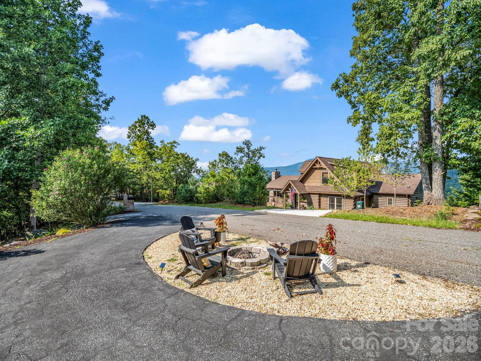 274 Hawks Nest Trail — Lake Lure
