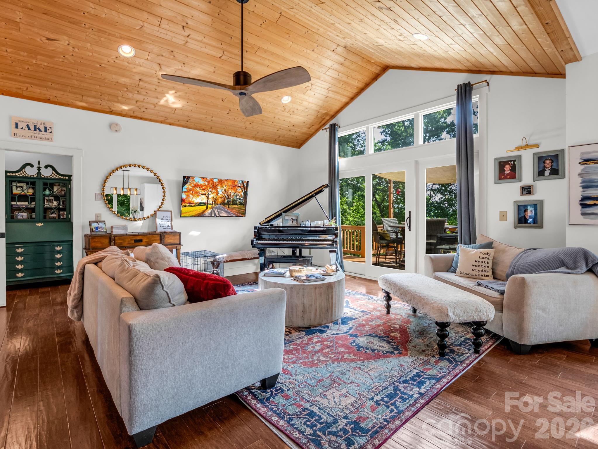 274 Hawks Nest Trail — Lake Lure