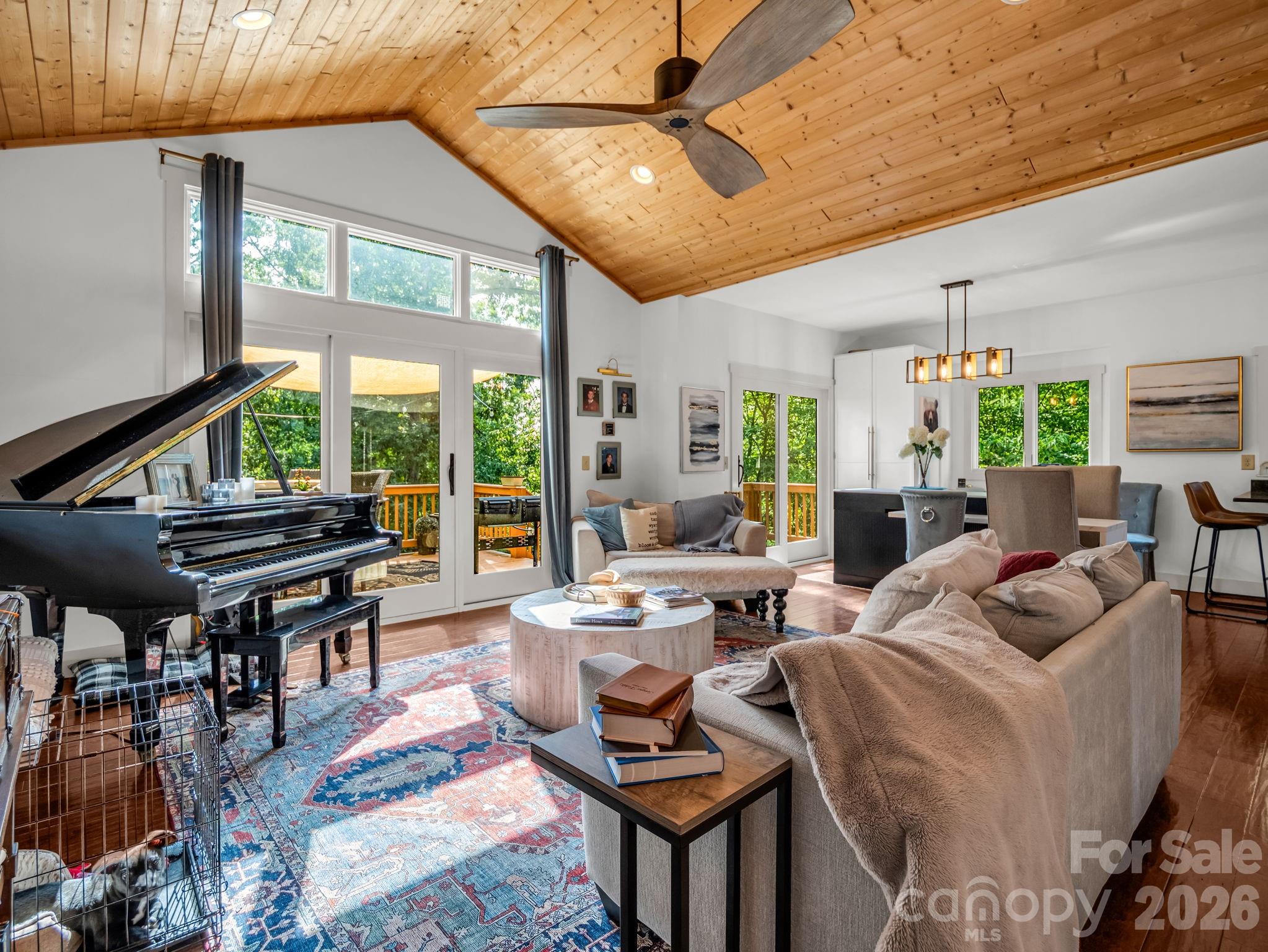 274 Hawks Nest Trail — Lake Lure