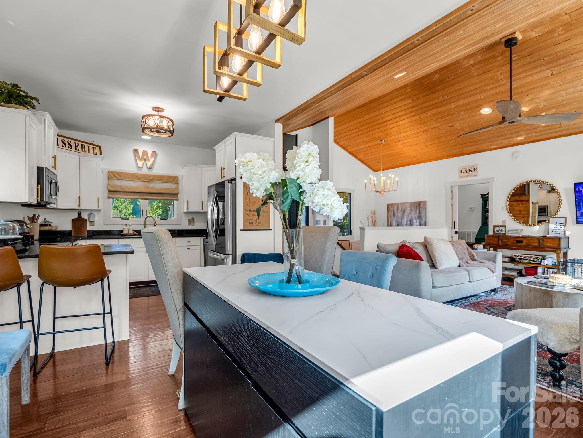274 Hawks Nest Trail — Lake Lure