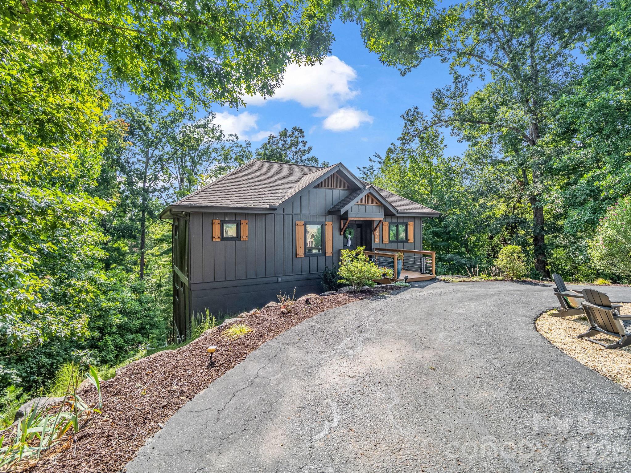 274 Hawks Nest Trail — Lake Lure