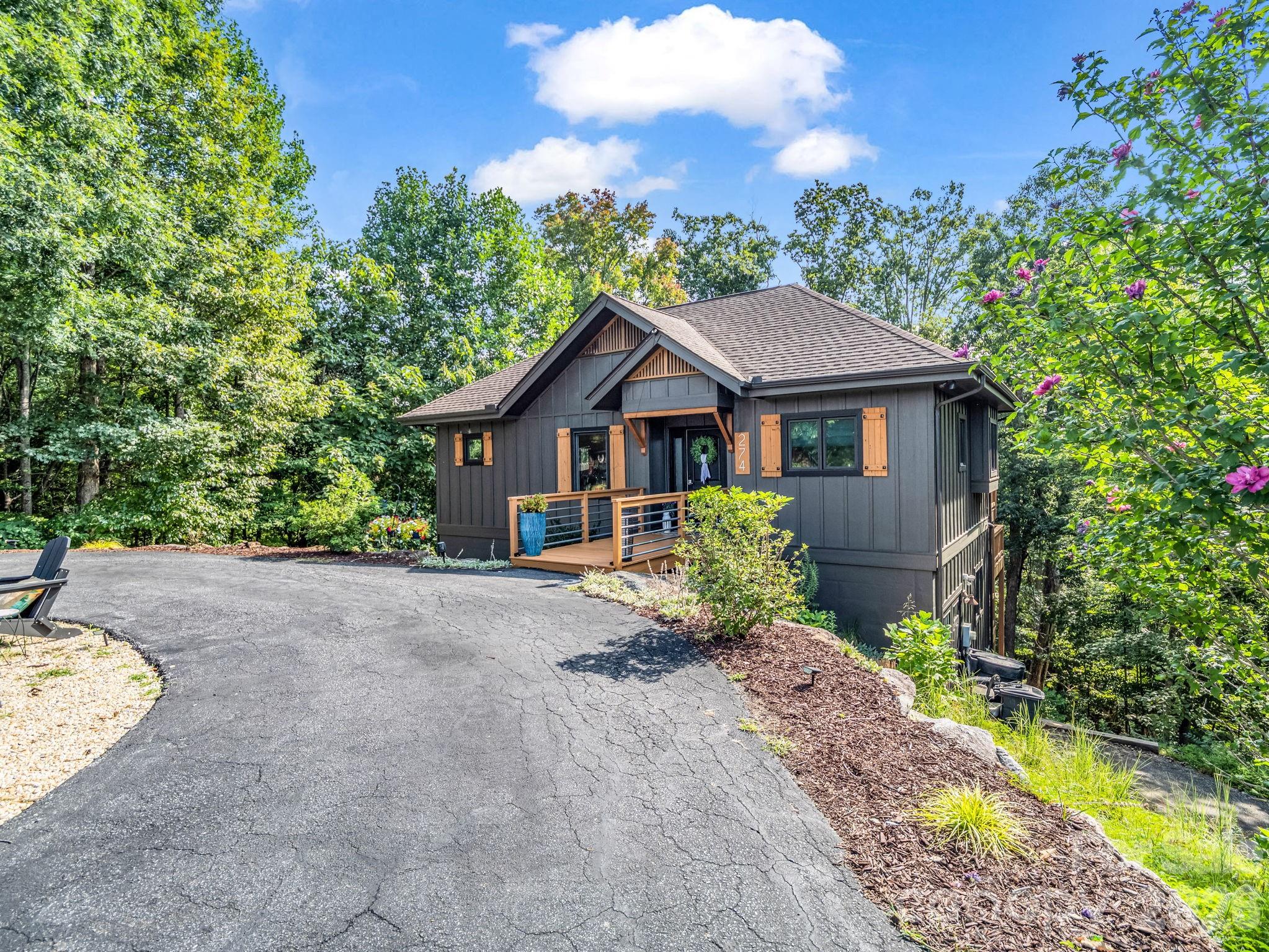 274 Hawks Nest Trail — Lake Lure