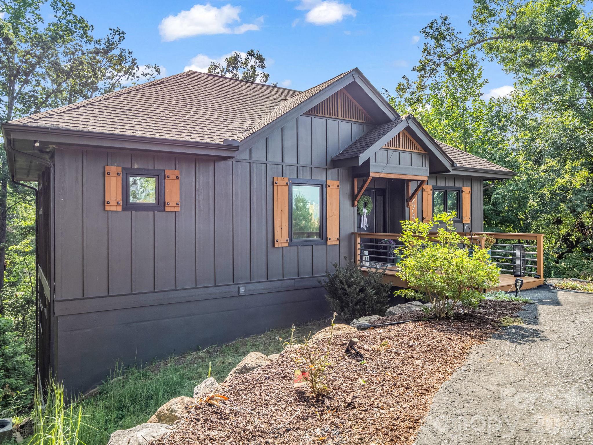 274 Hawks Nest Trail — Lake Lure