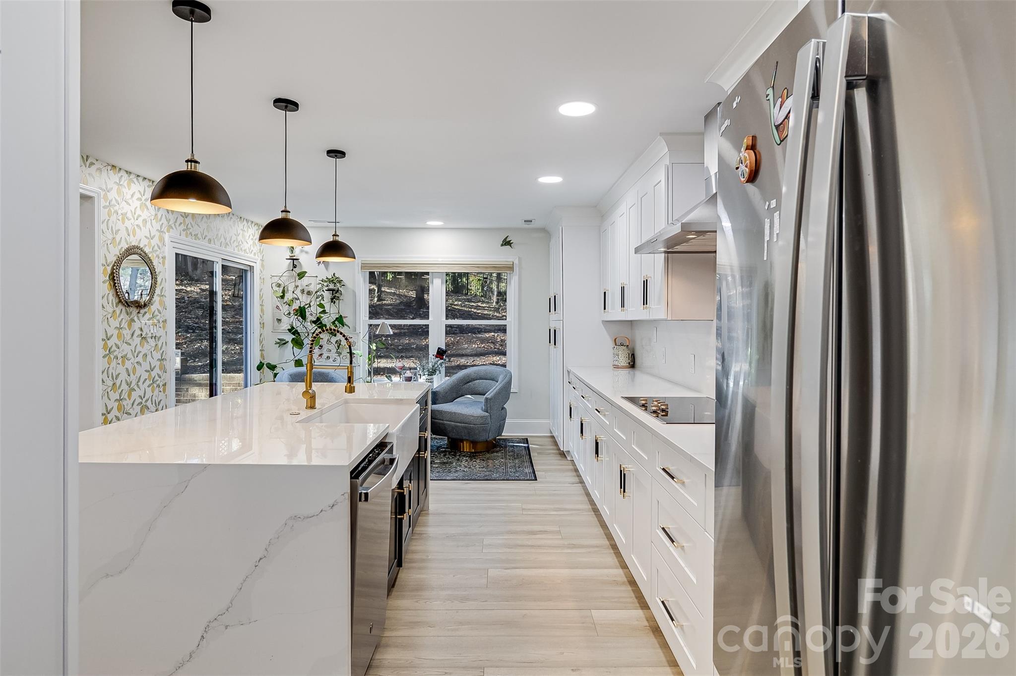16 Tanglewood Road — Lake Wylie