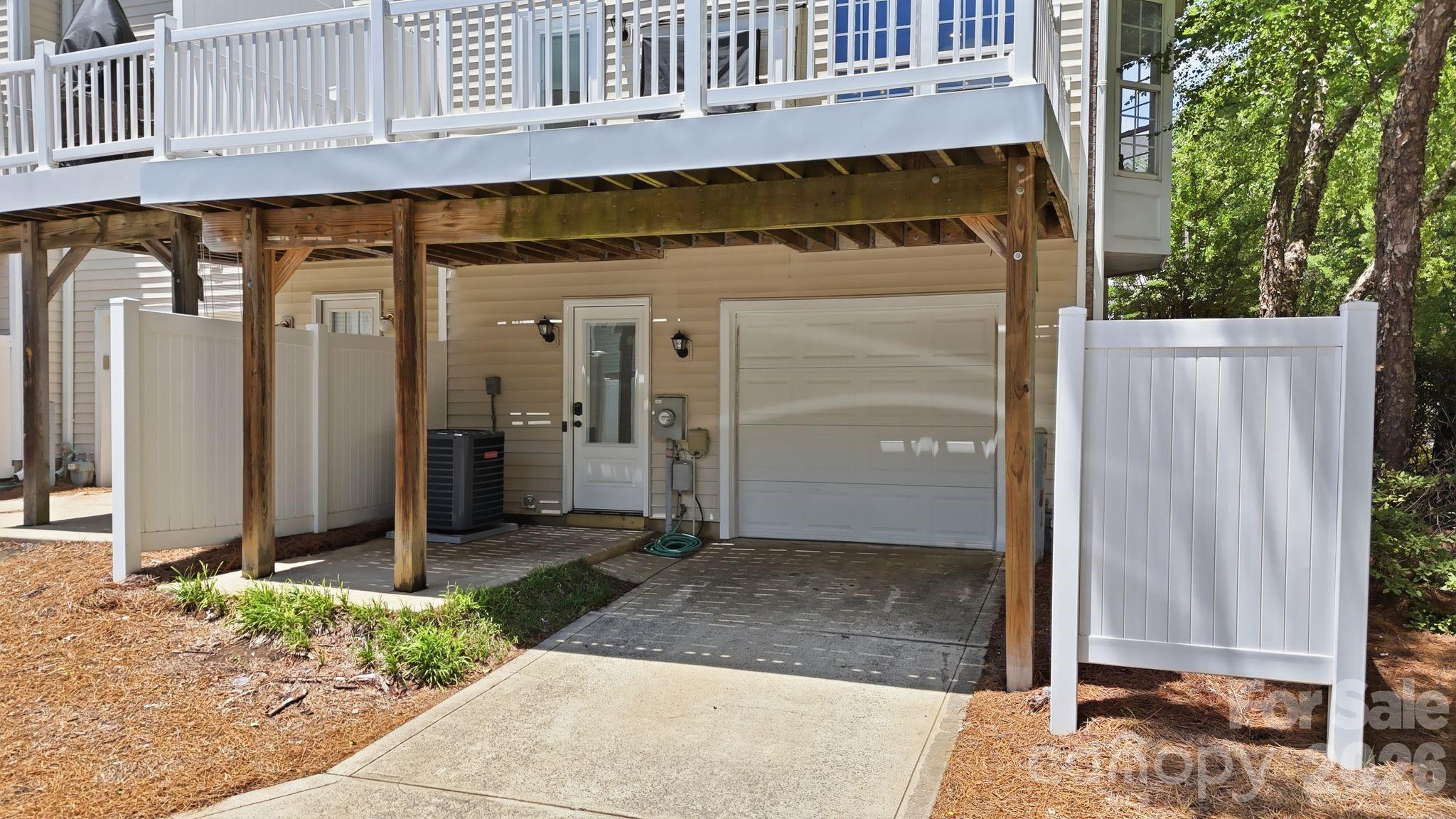 11705 Fiddlers Roof Lane — Charlotte